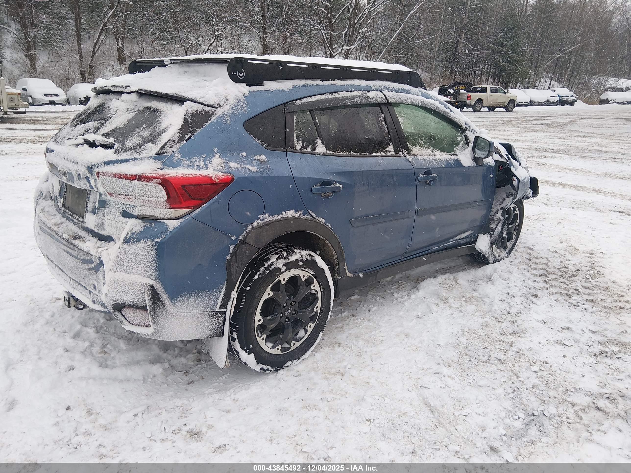 SUBARU CROSSTREK image 4