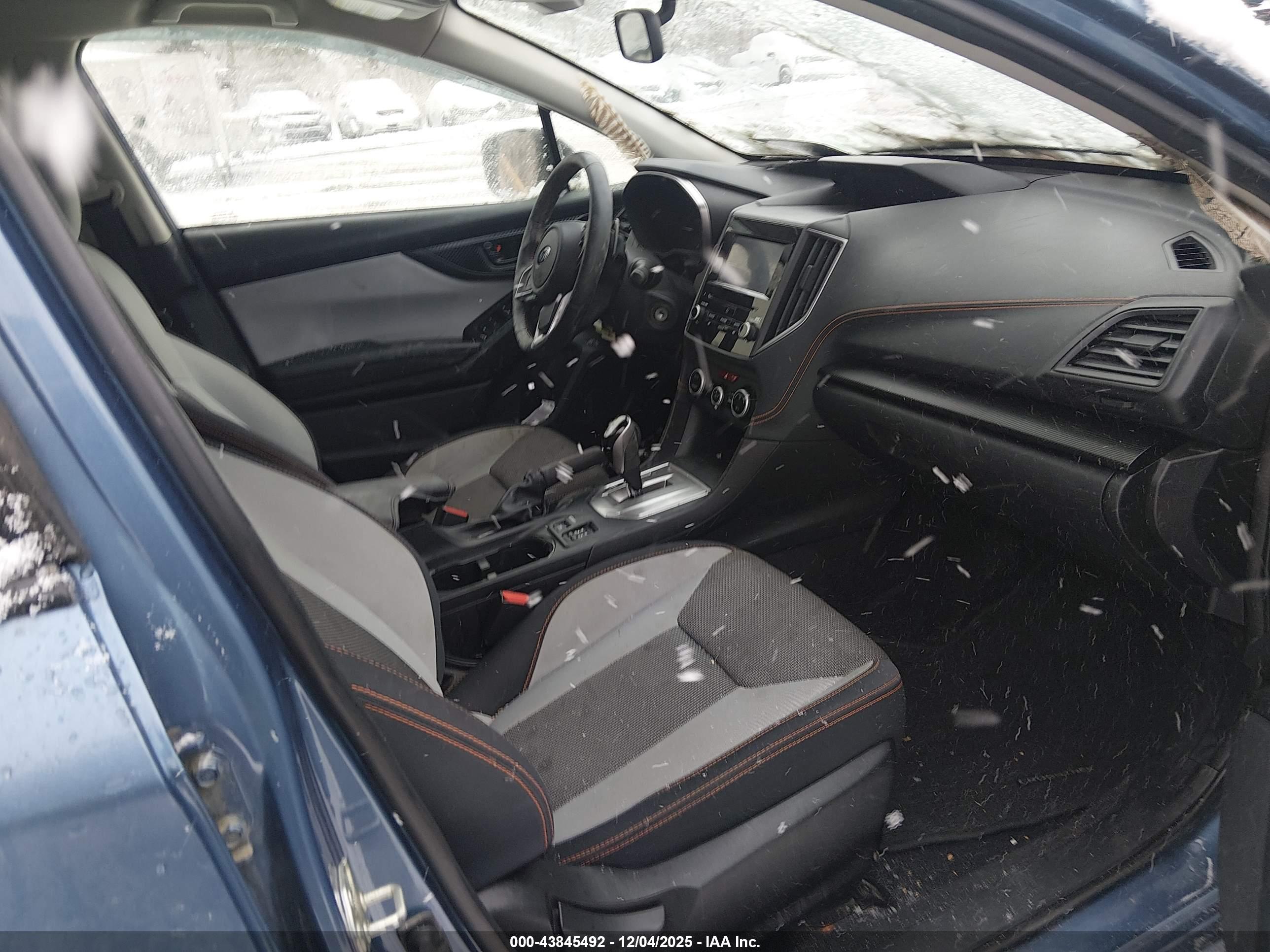 SUBARU CROSSTREK image 5