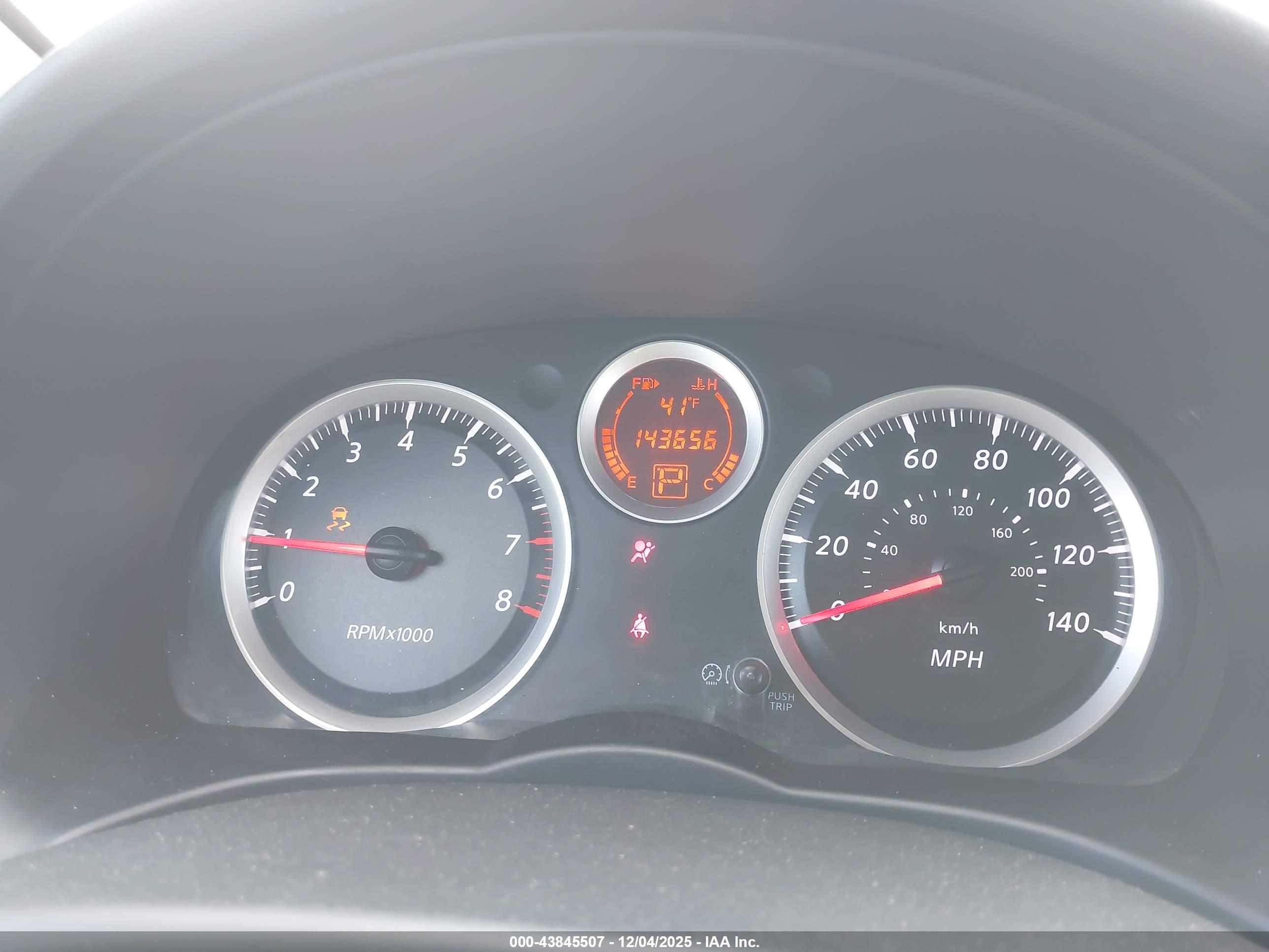 NISSAN SENTRA image 7