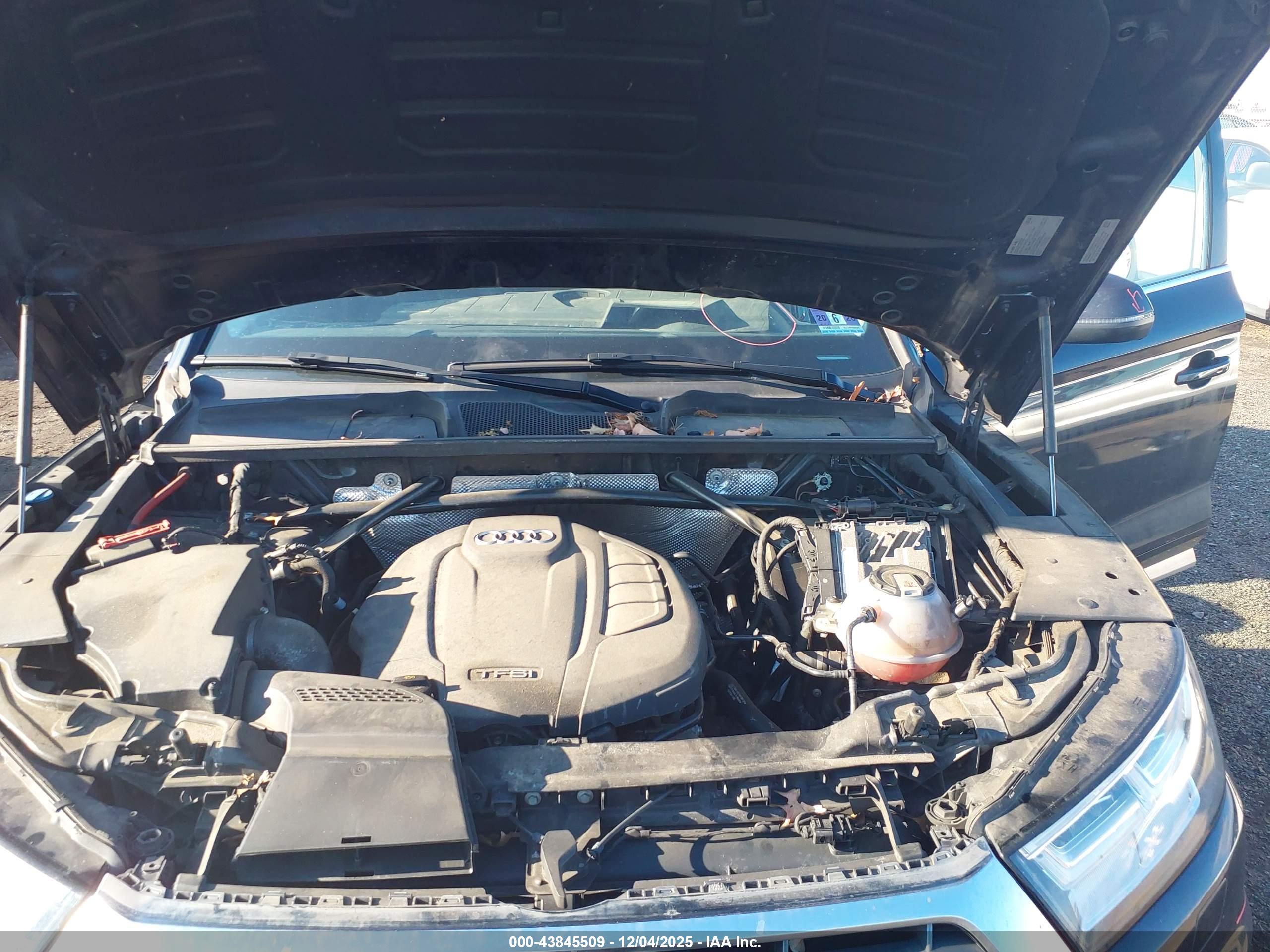 AUDI Q5 image 10