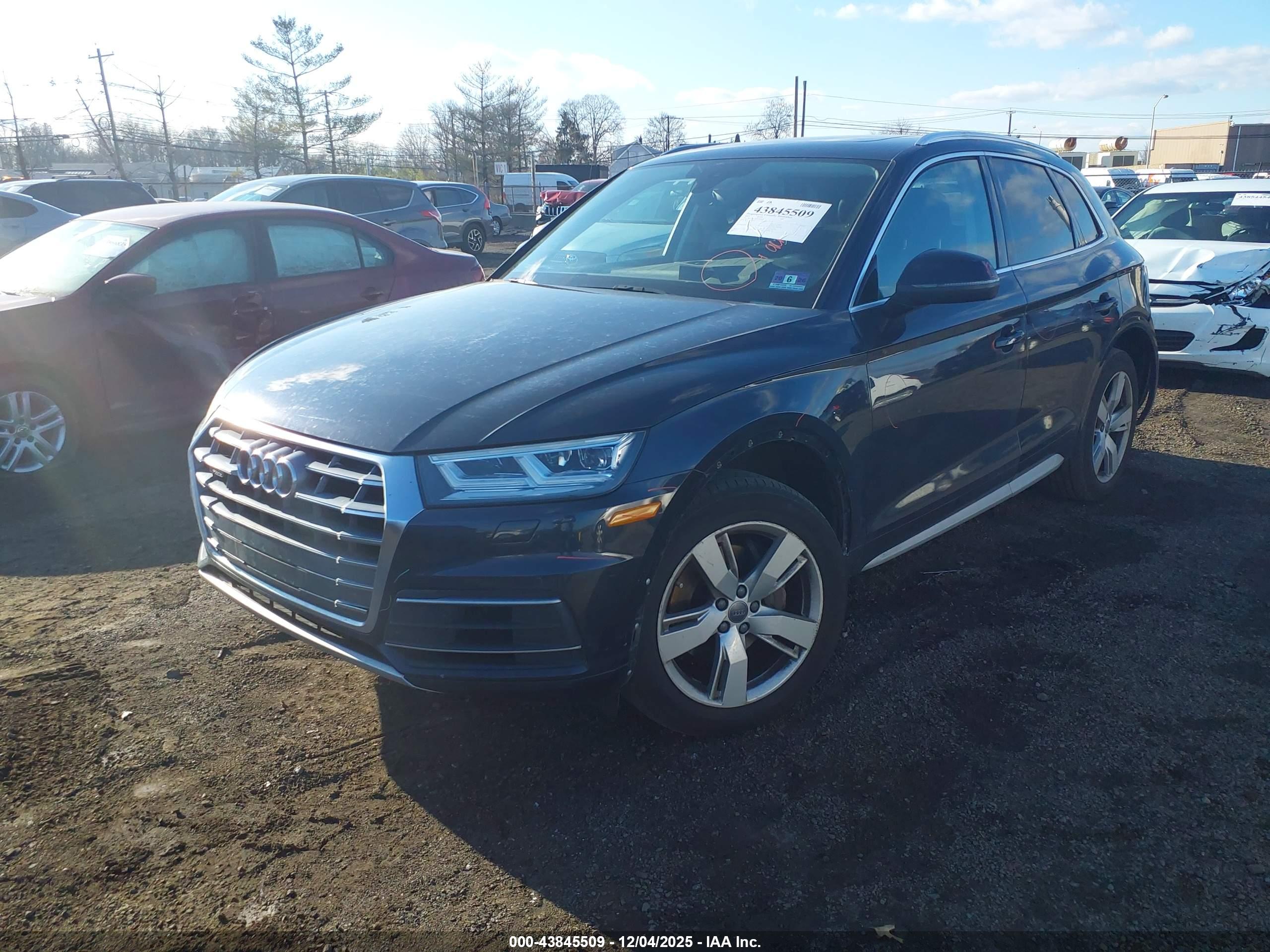 AUDI Q5 image 2