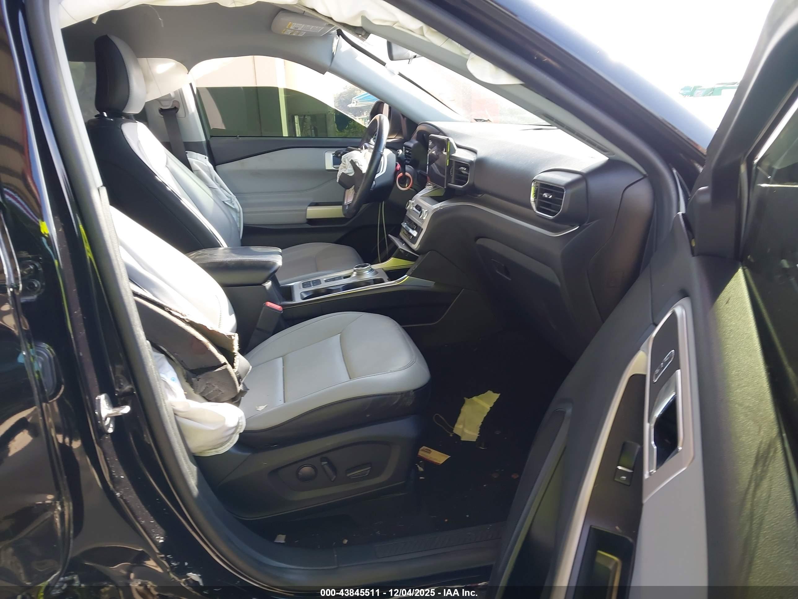 FORD EXPLORER image 5