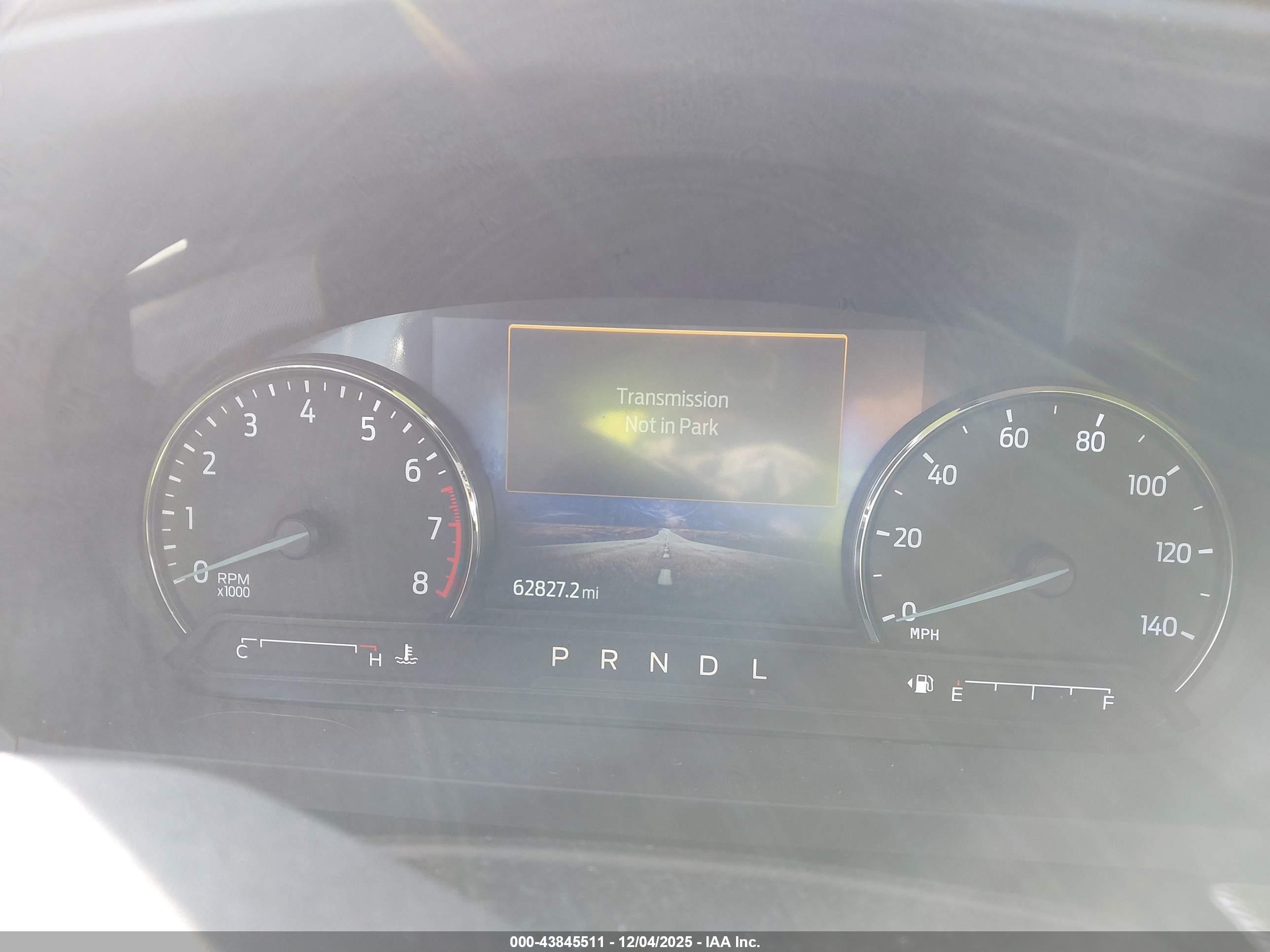FORD EXPLORER image 7