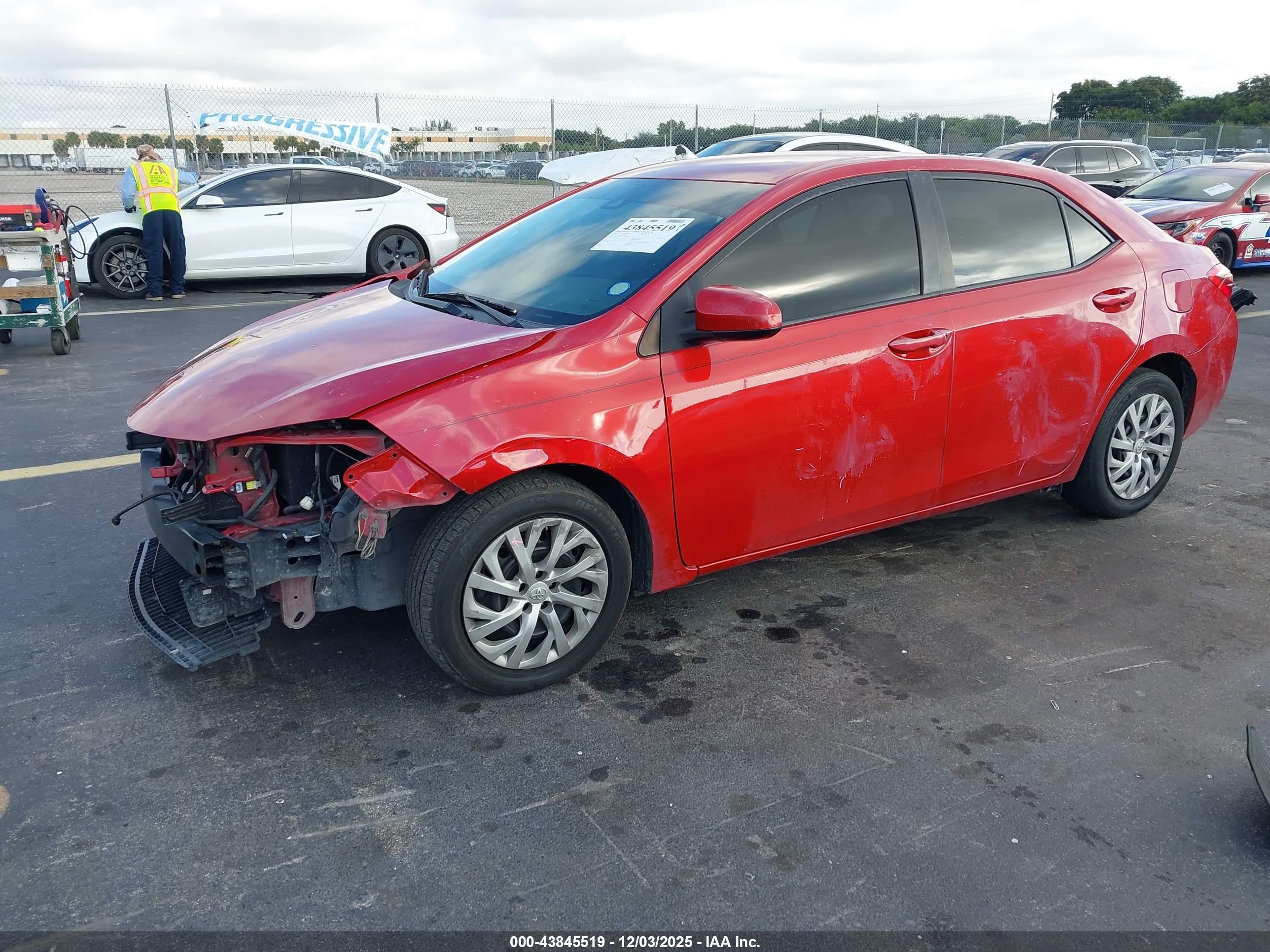 TOYOTA COROLLA image 2