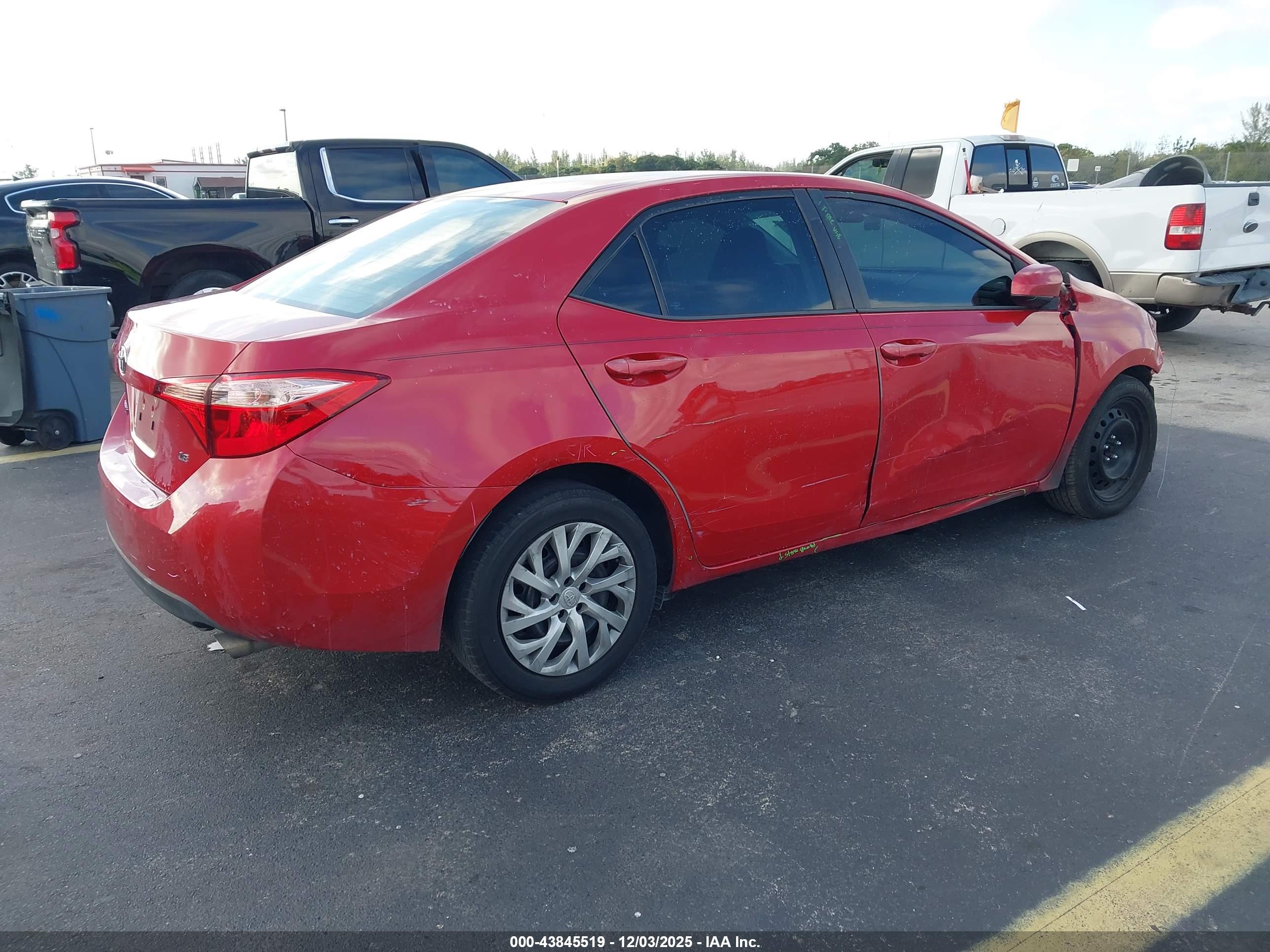 TOYOTA COROLLA image 4
