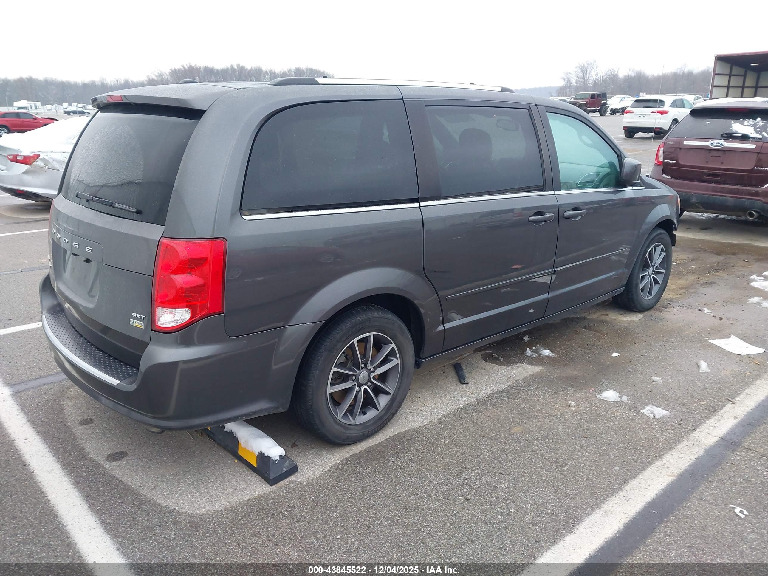 DODGE GRAND image 4