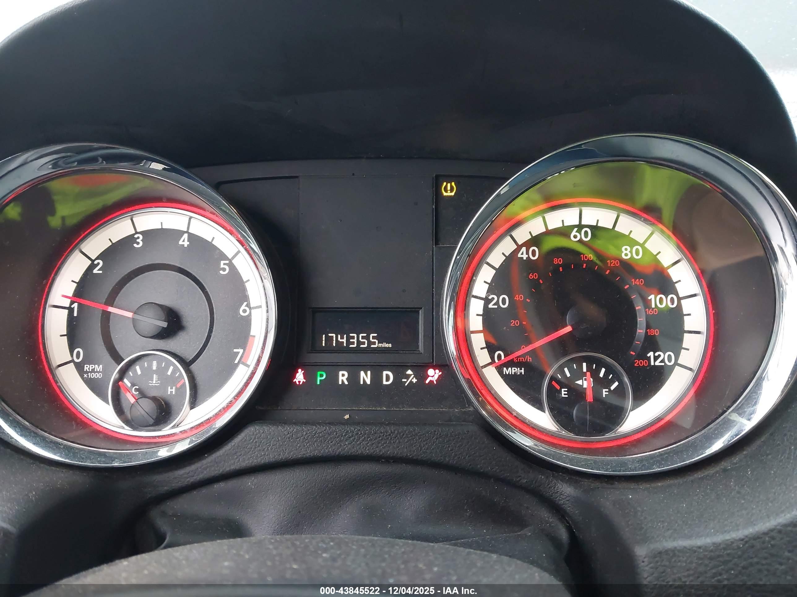 DODGE GRAND image 7