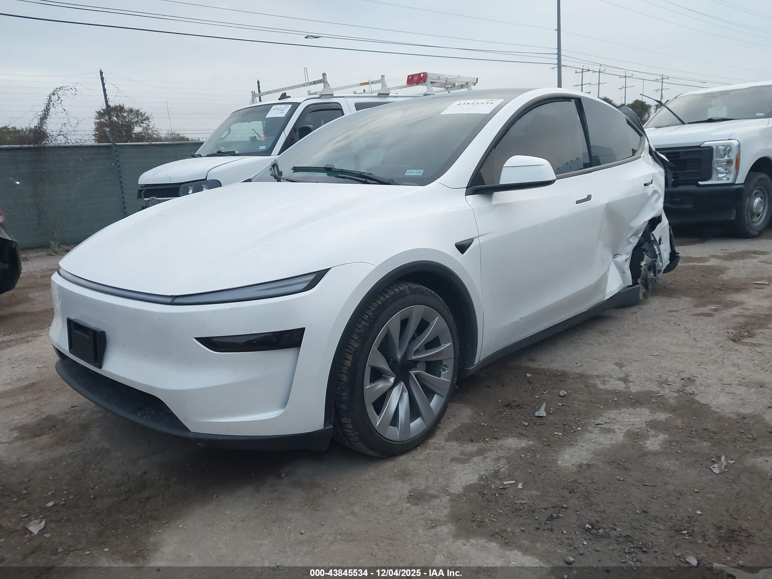 TESLA MODEL image 2