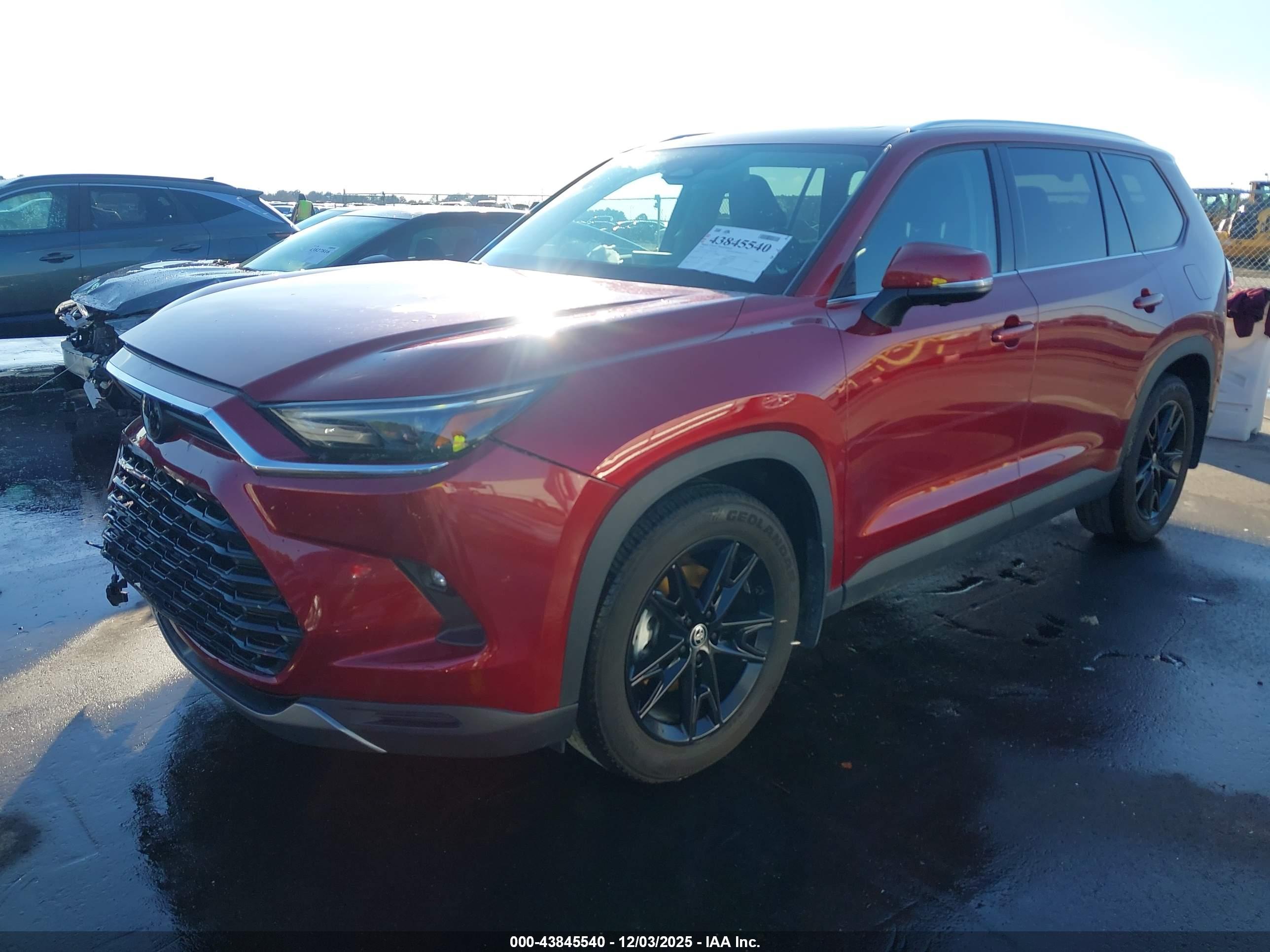 TOYOTA GRAND image 2