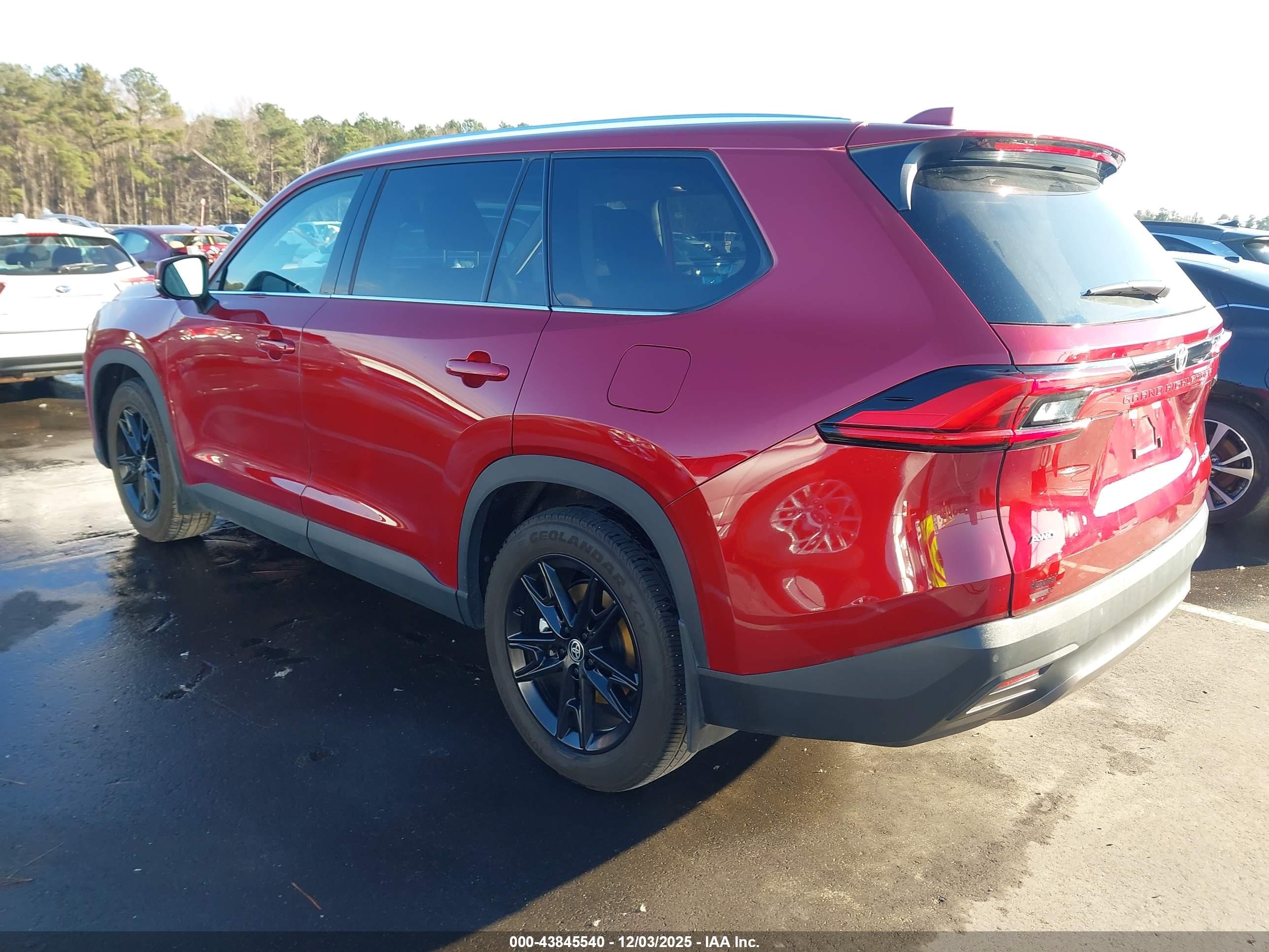 TOYOTA GRAND image 3