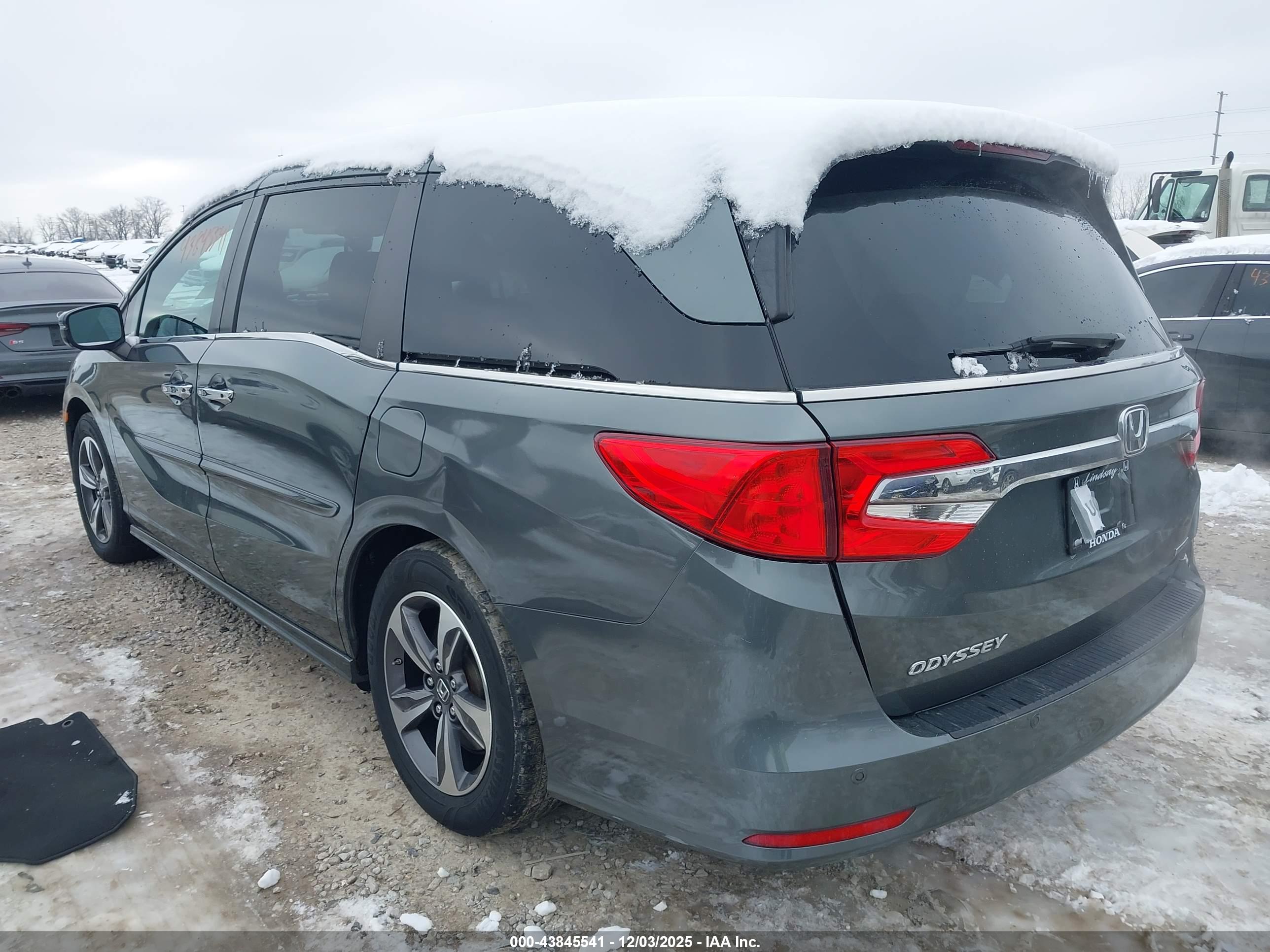 HONDA ODYSSEY image 3
