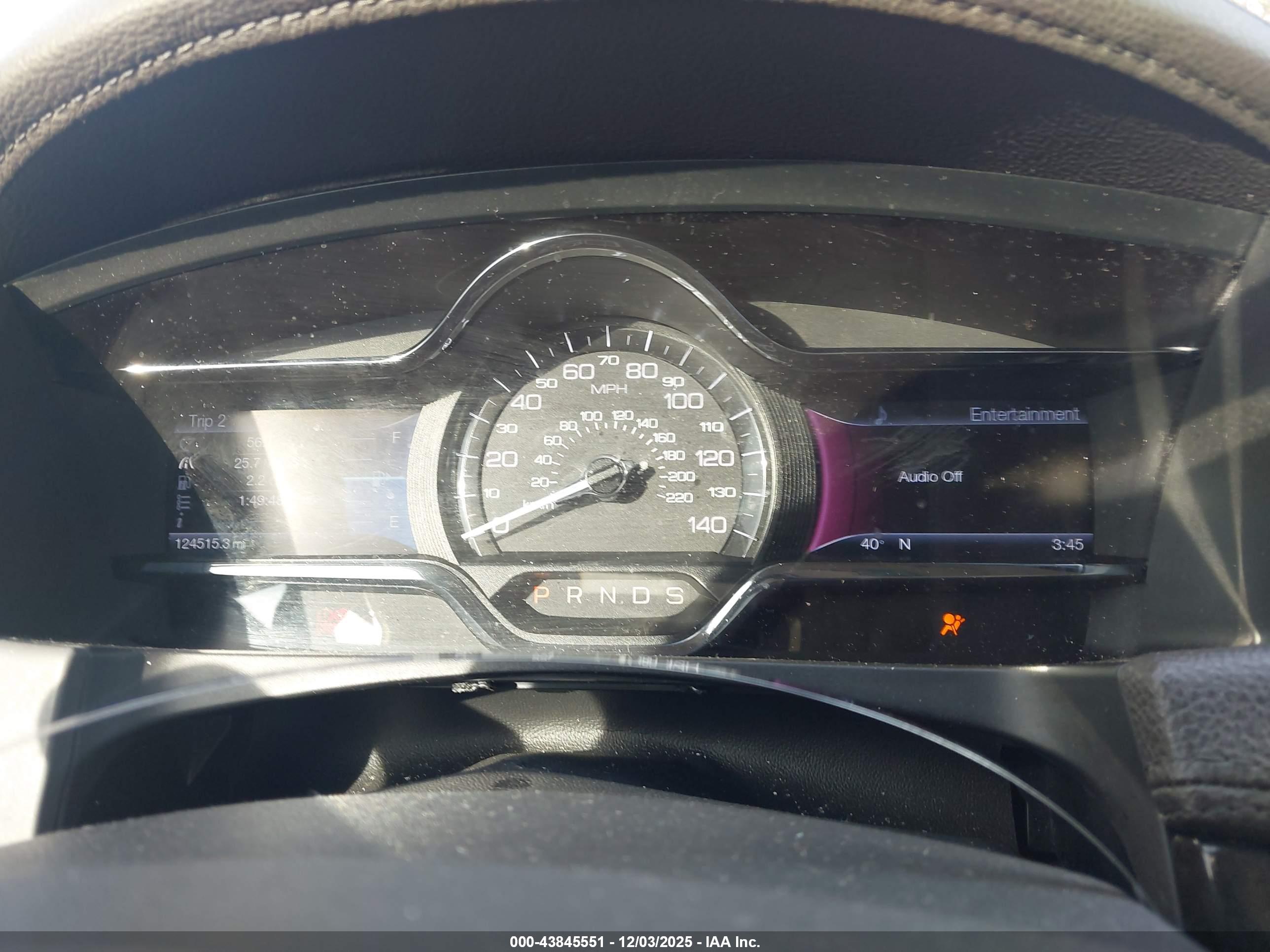 LINCOLN MKS image 7