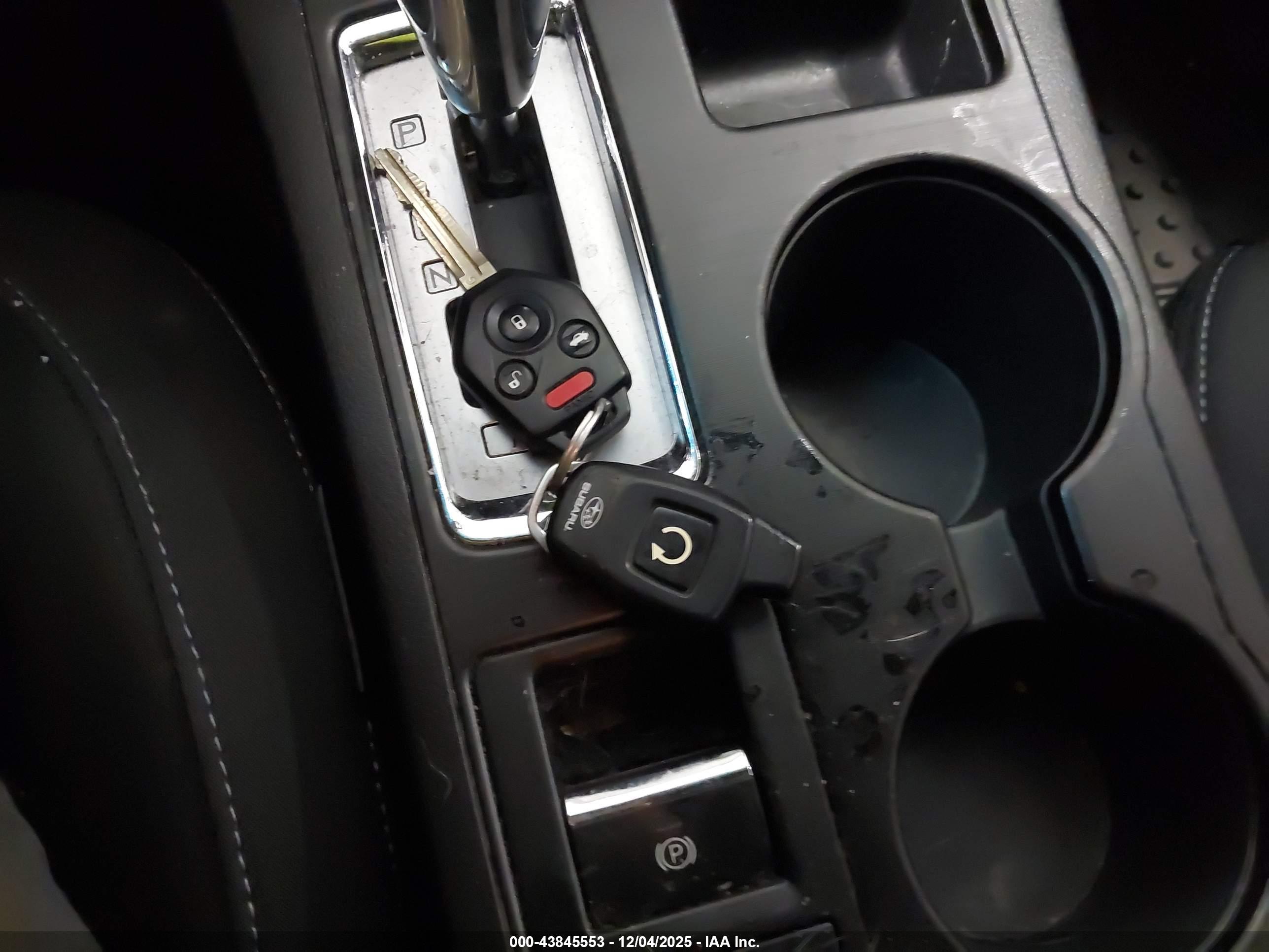 SUBARU LEGACY image 11