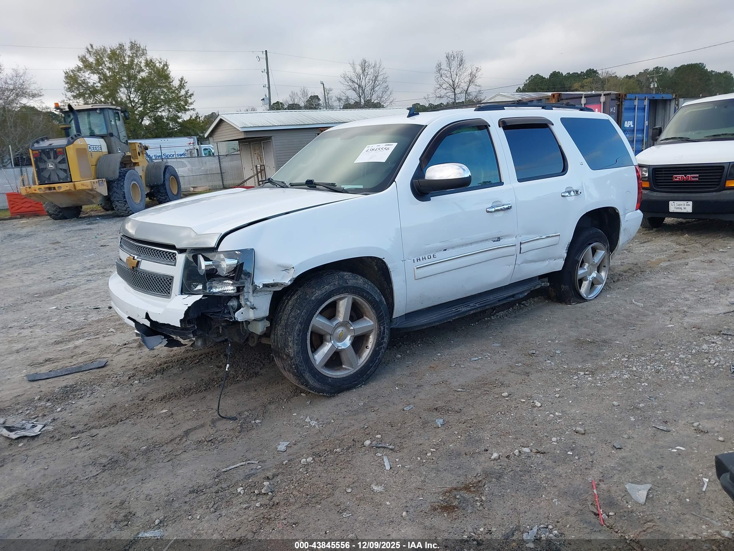 CHEVROLET TAHOE image 2