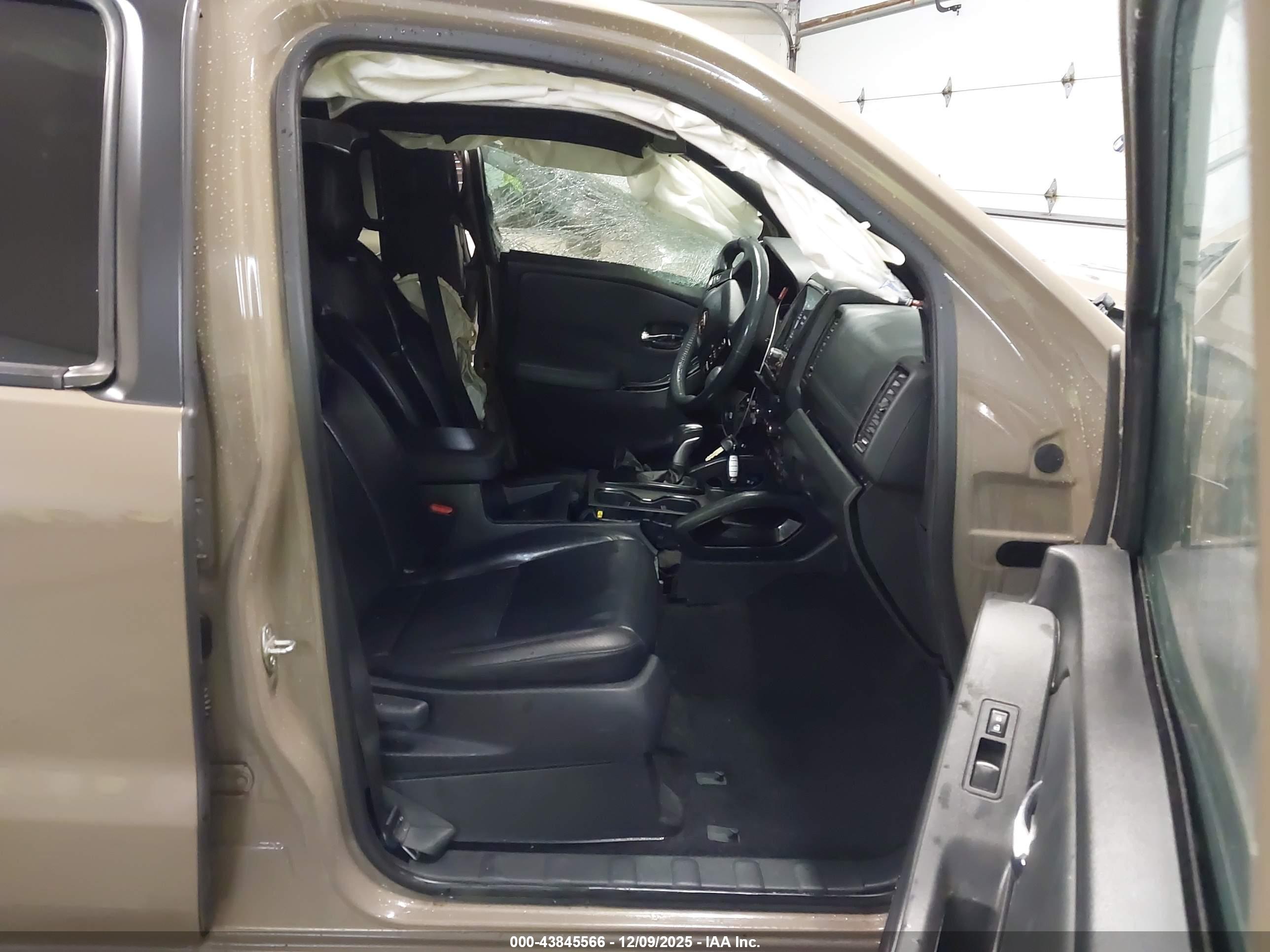 NISSAN FRONTIER image 5