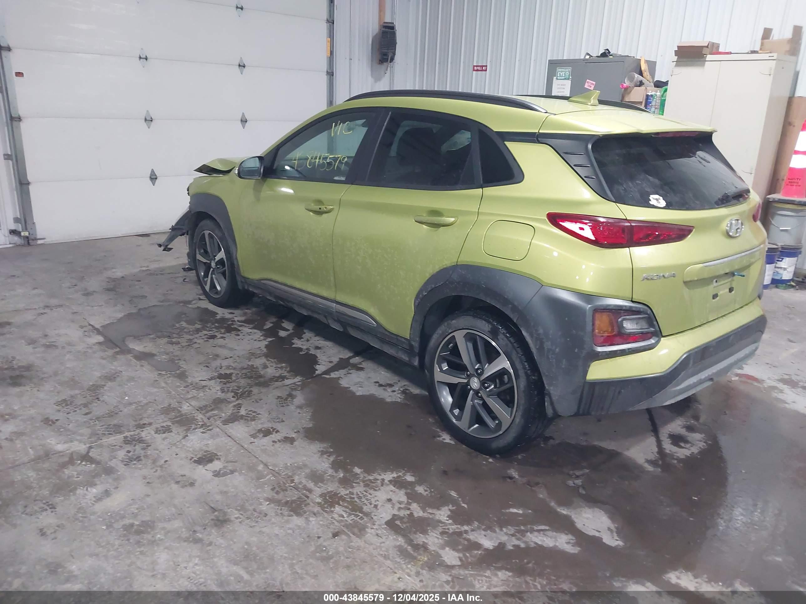 HYUNDAI KONA image 3