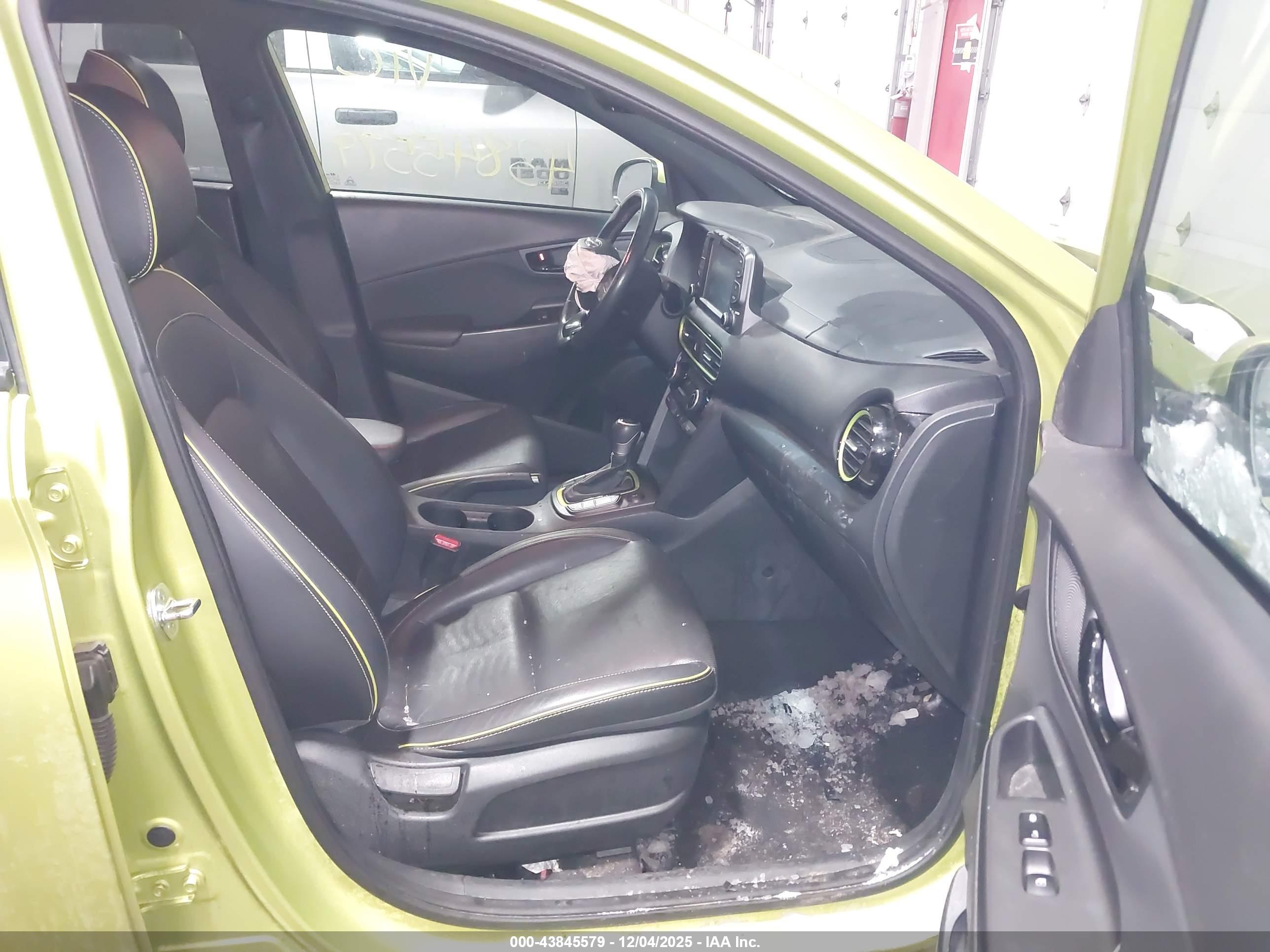HYUNDAI KONA image 5