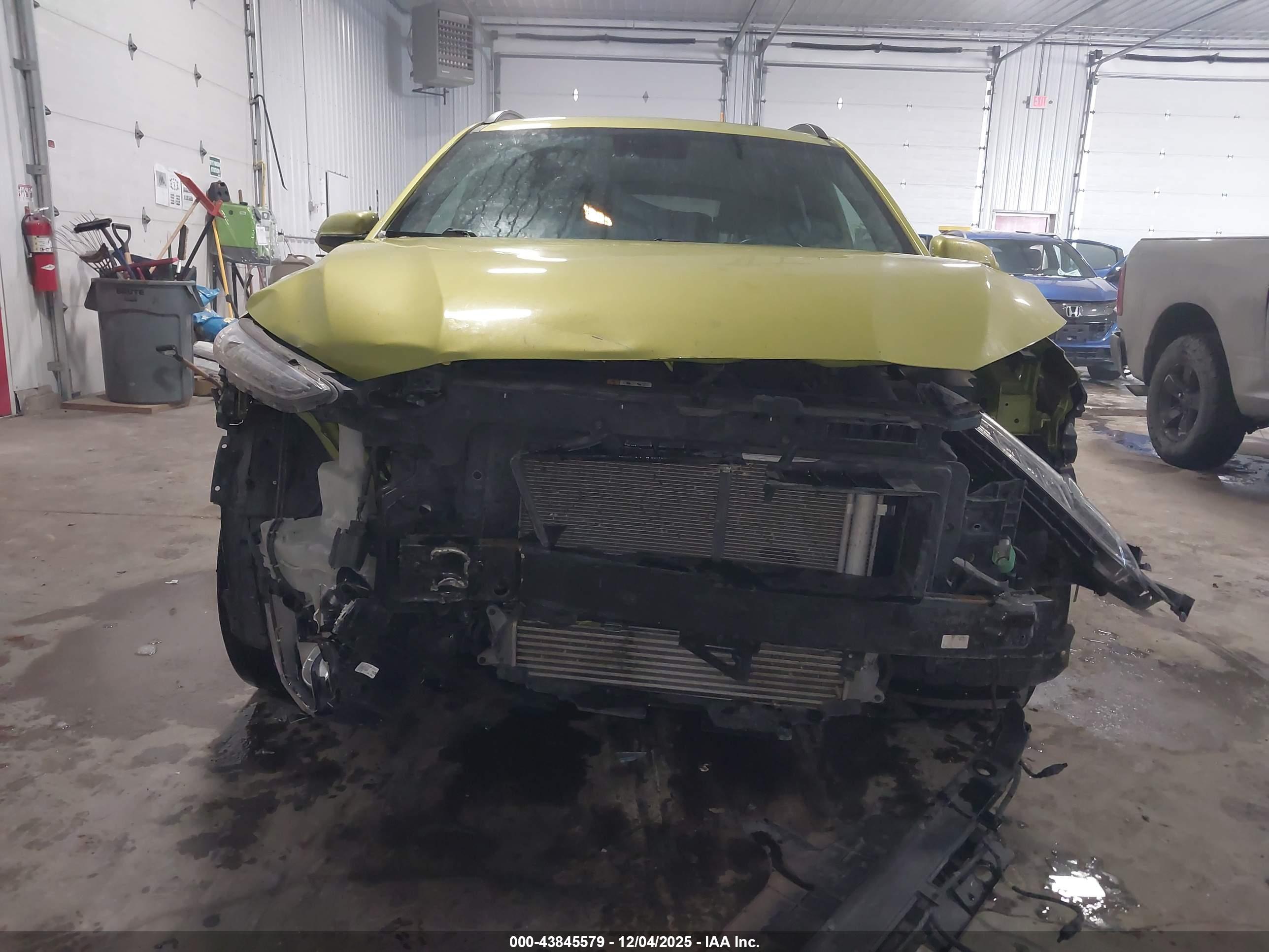 HYUNDAI KONA image 6