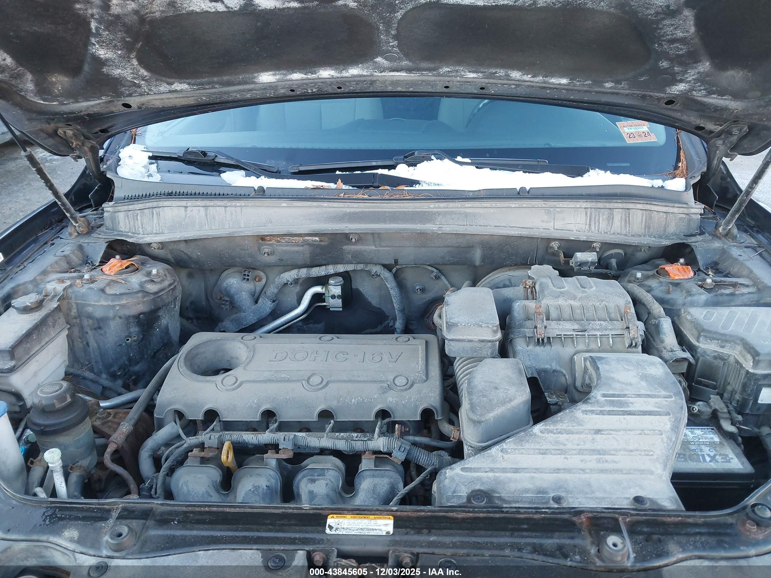 HYUNDAI SANTA image 10