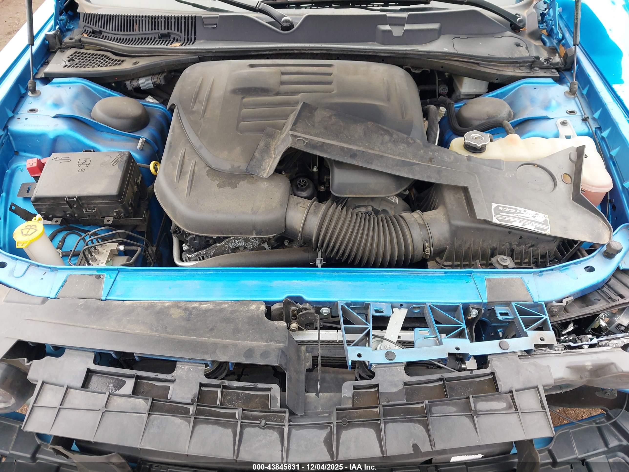 DODGE CHALLENGER image 10