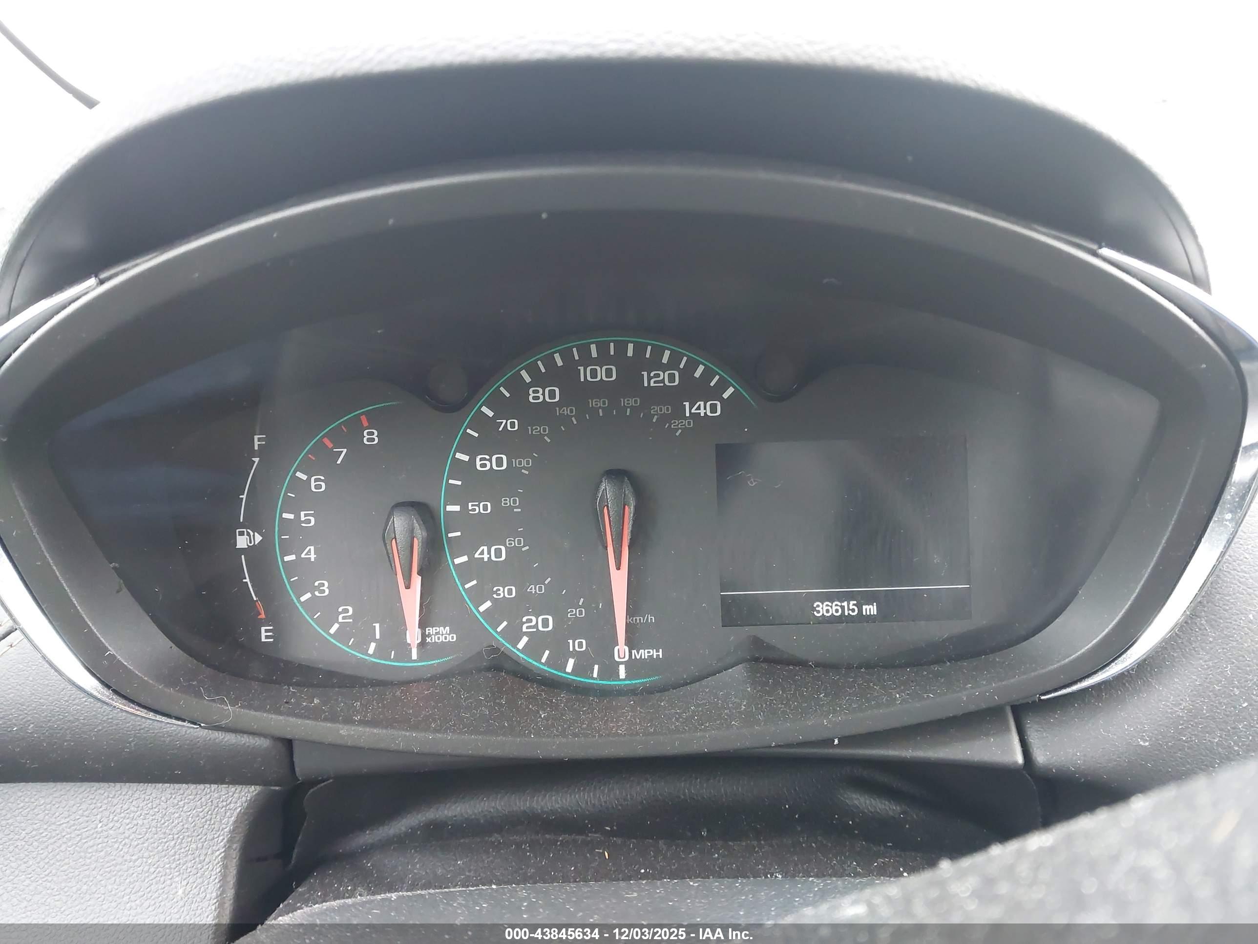 CHEVROLET TRAX image 7