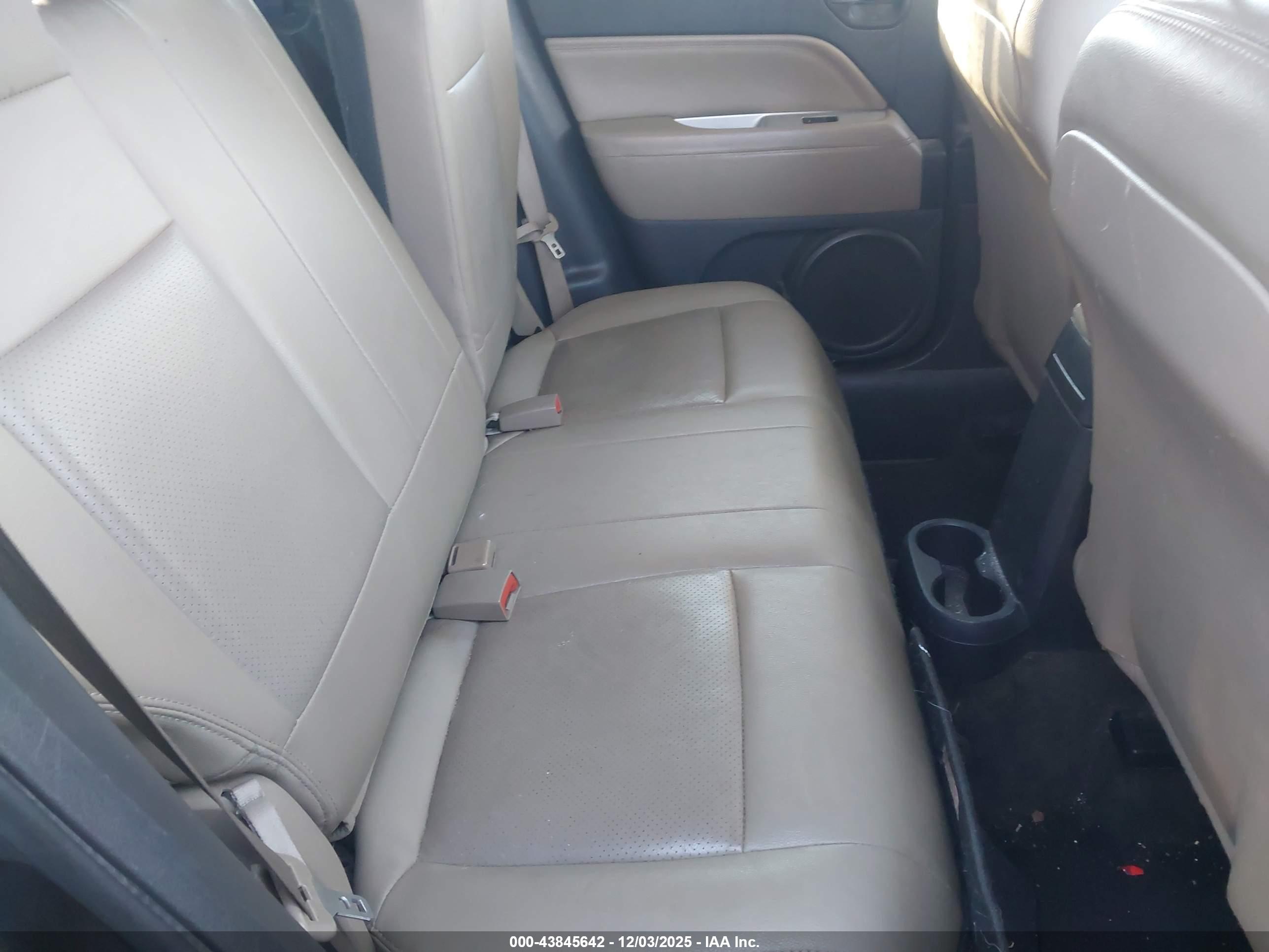 JEEP COMPASS image 8