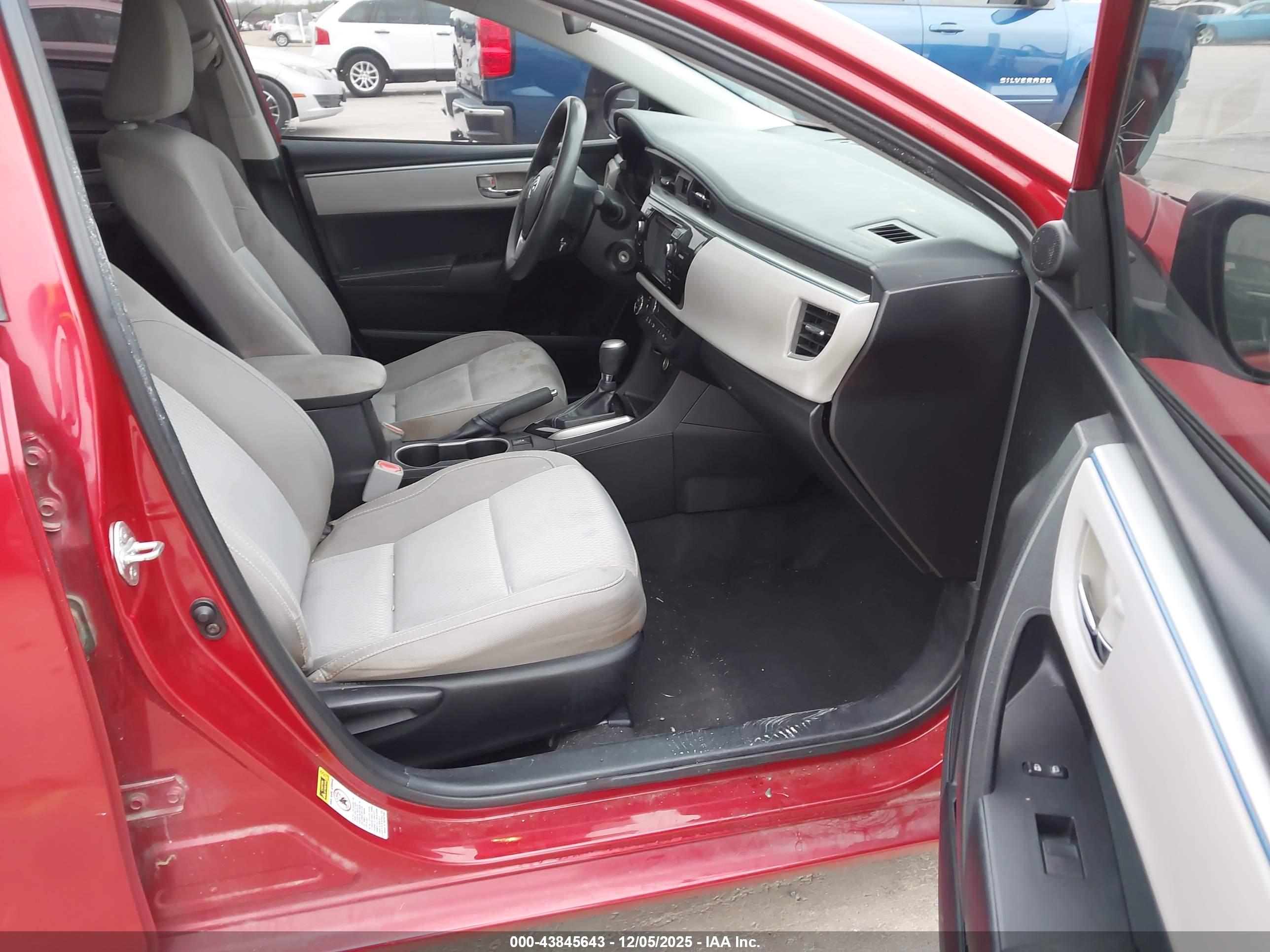 TOYOTA COROLLA image 5