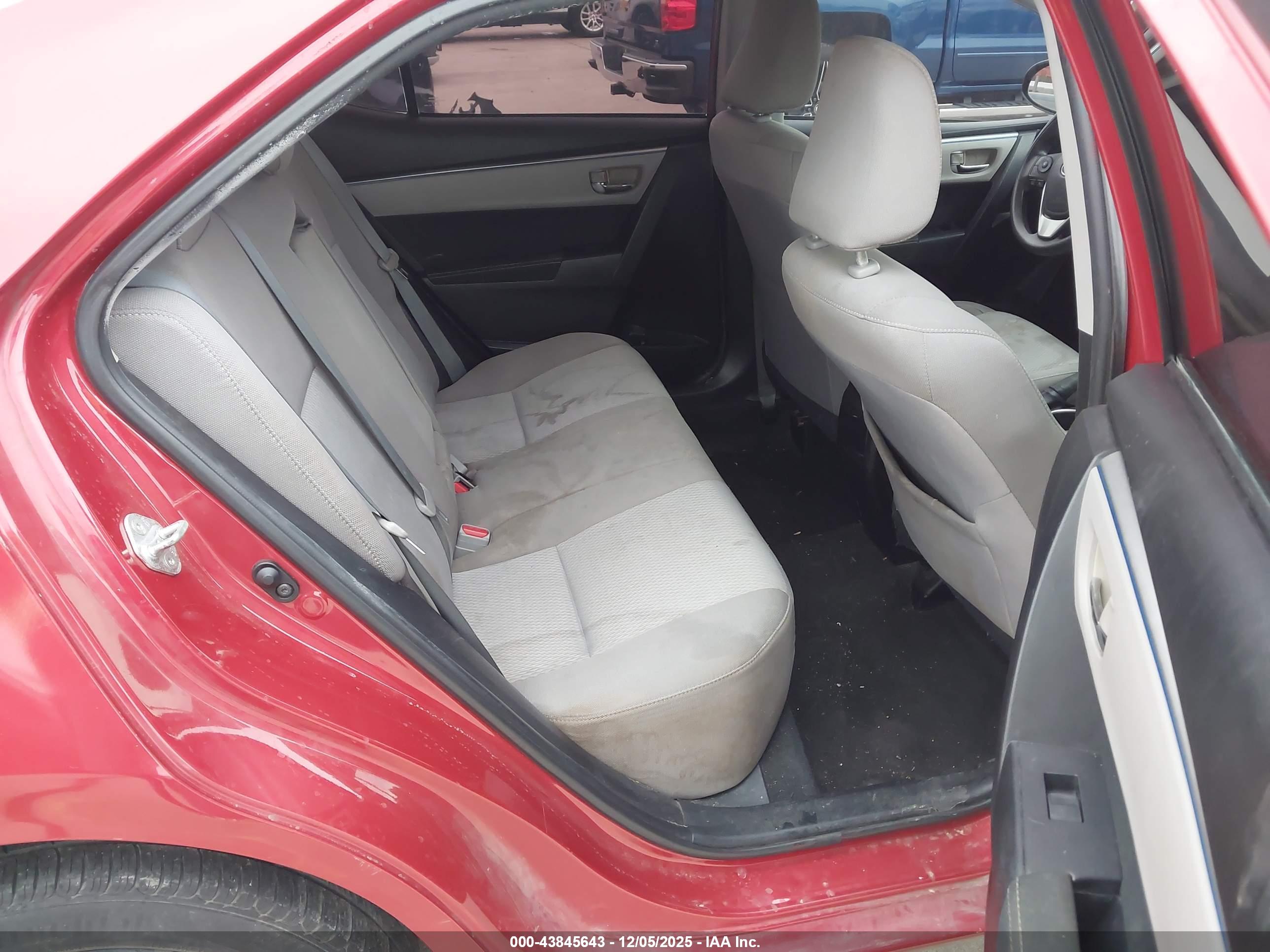 TOYOTA COROLLA image 8