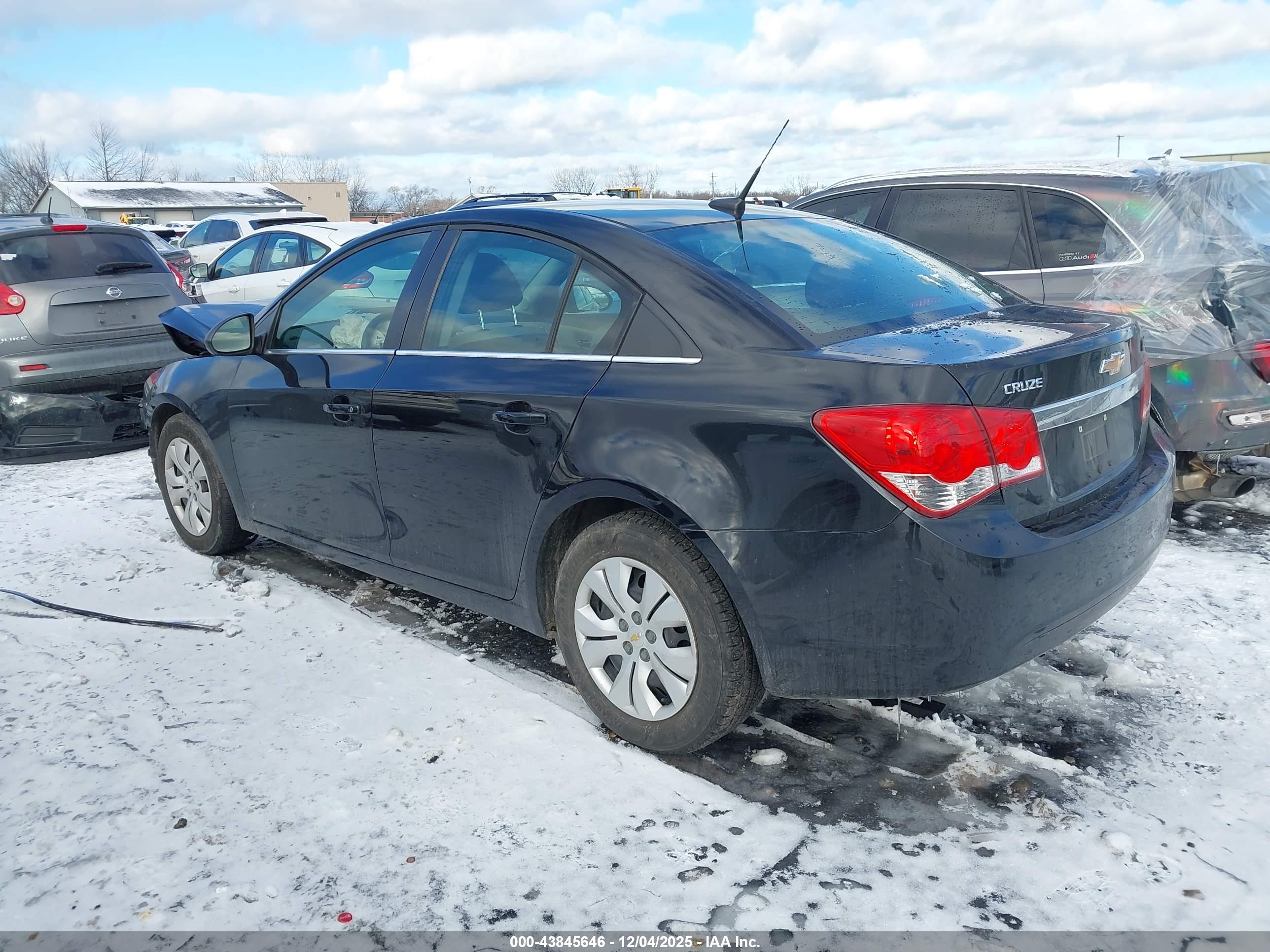 CHEVROLET CRUZE image 3