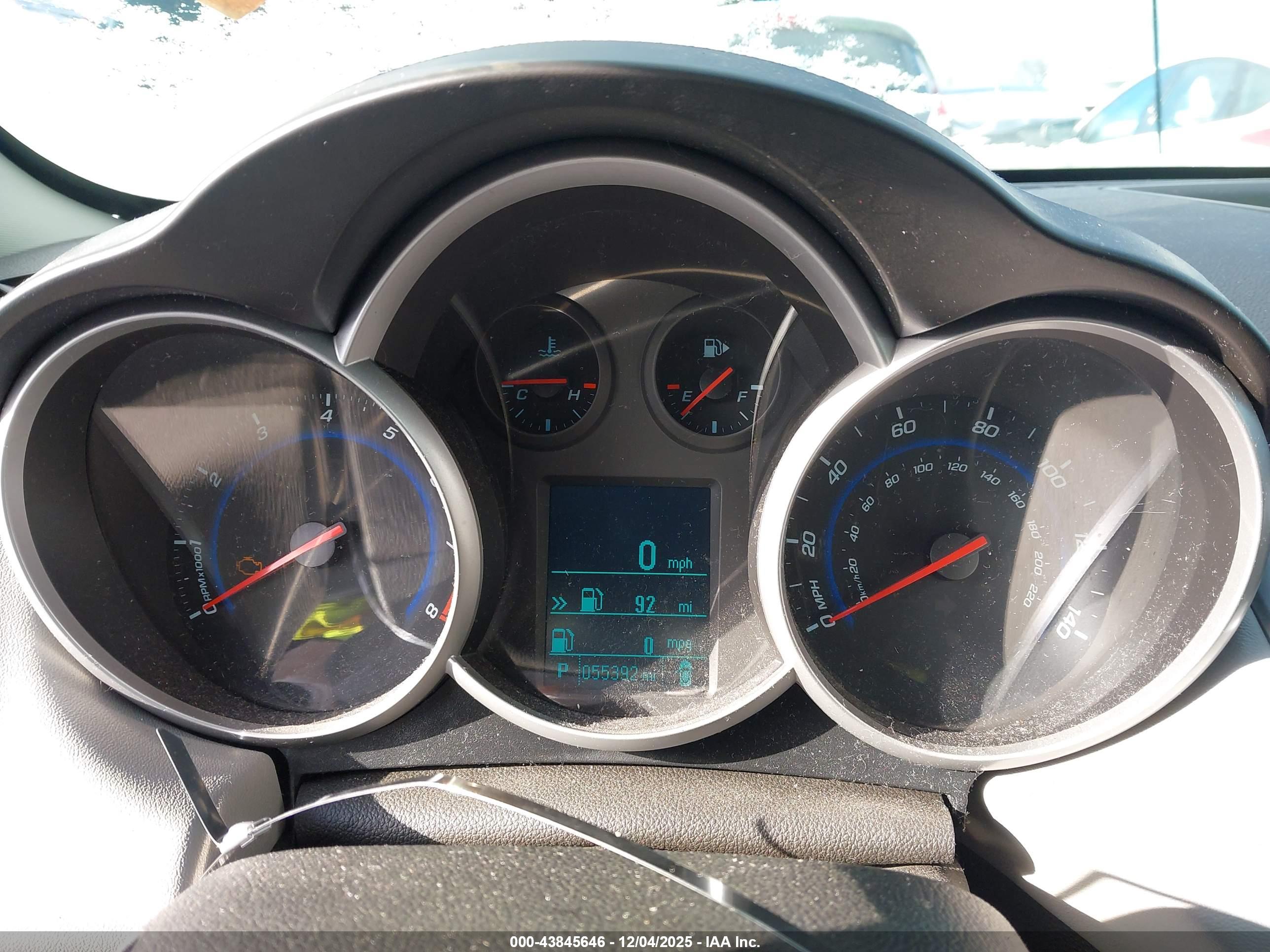 CHEVROLET CRUZE image 7