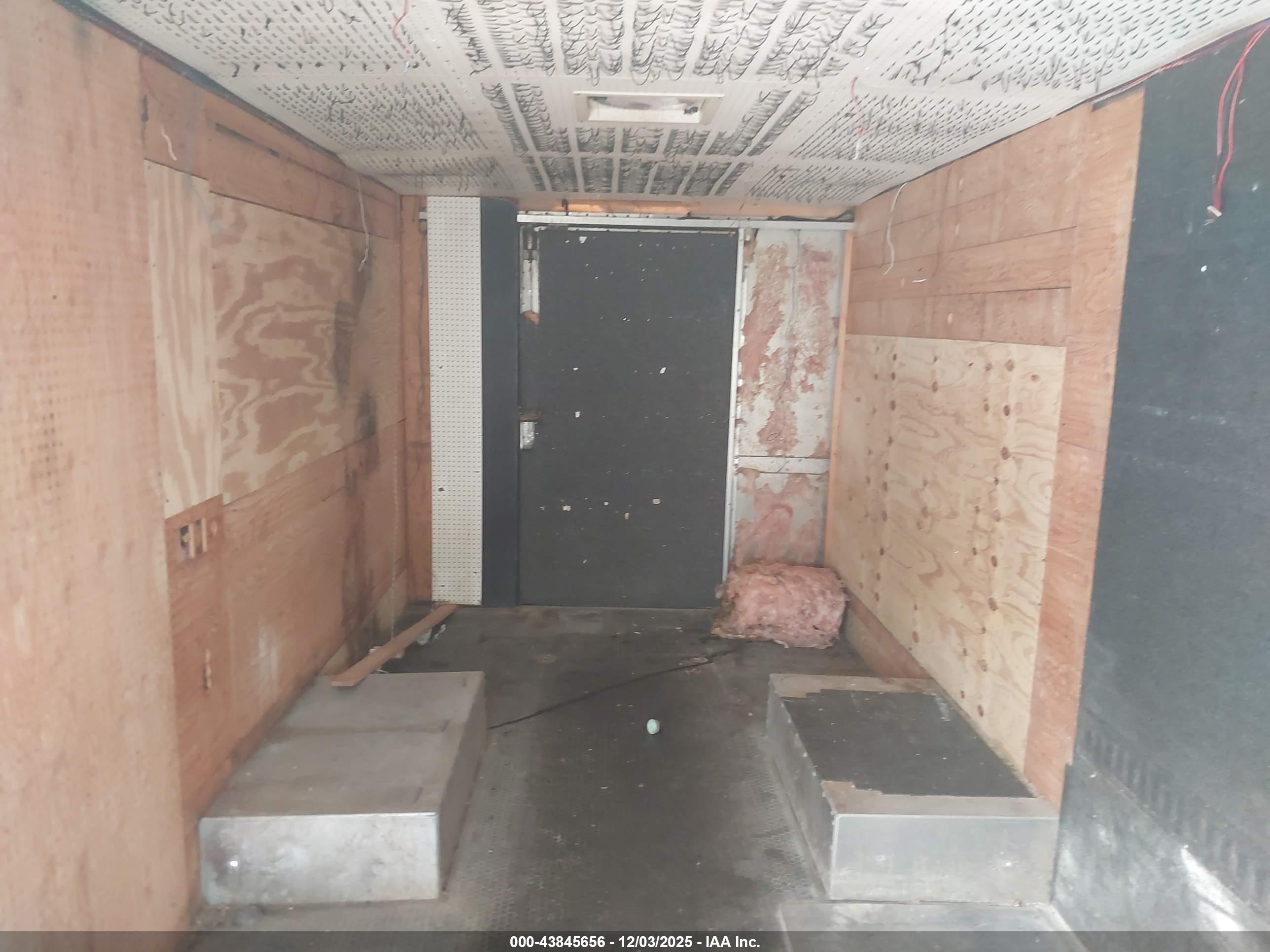 FREIGHTLINER CHASSIS image 8