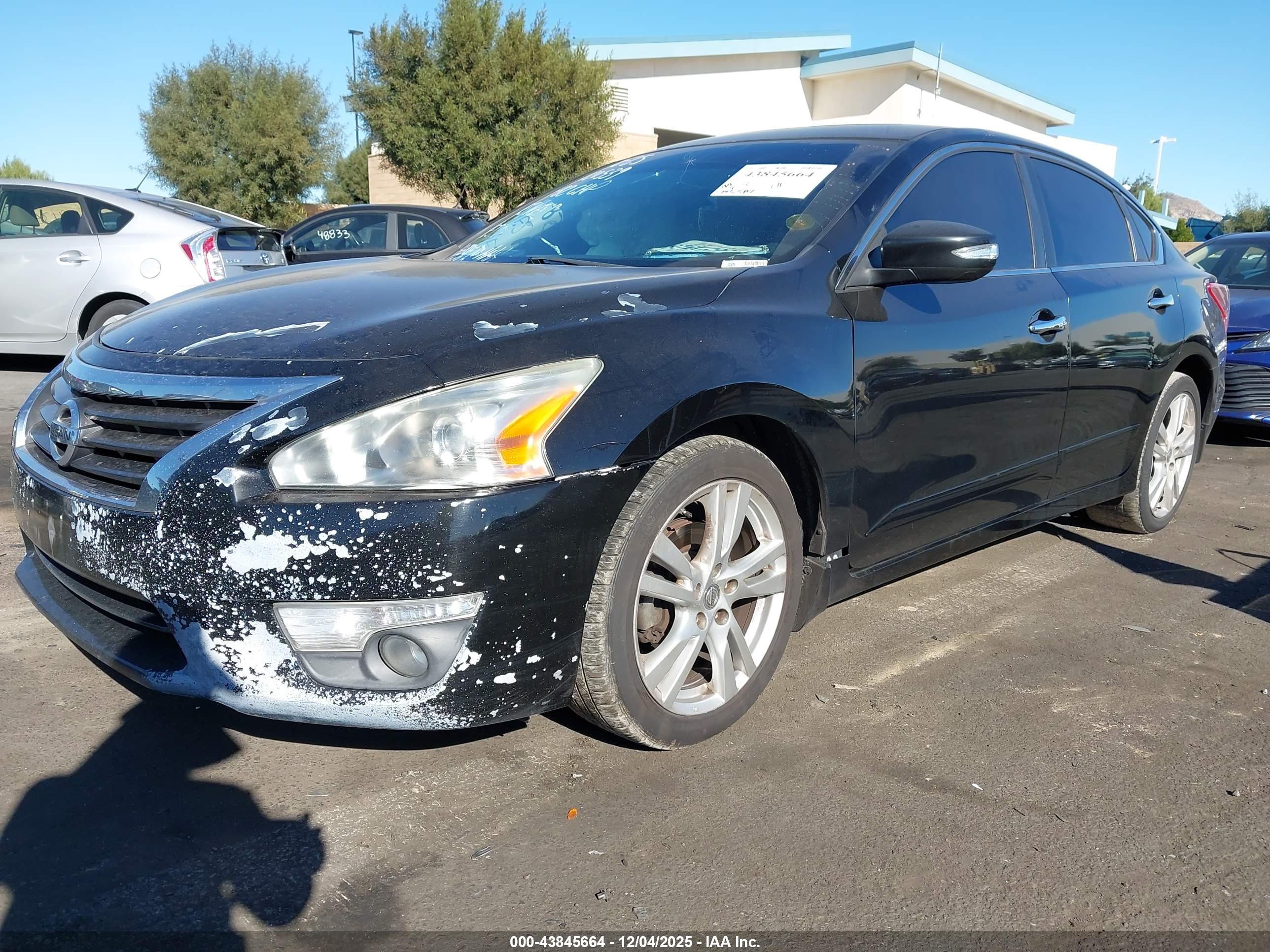NISSAN ALTIMA image 2