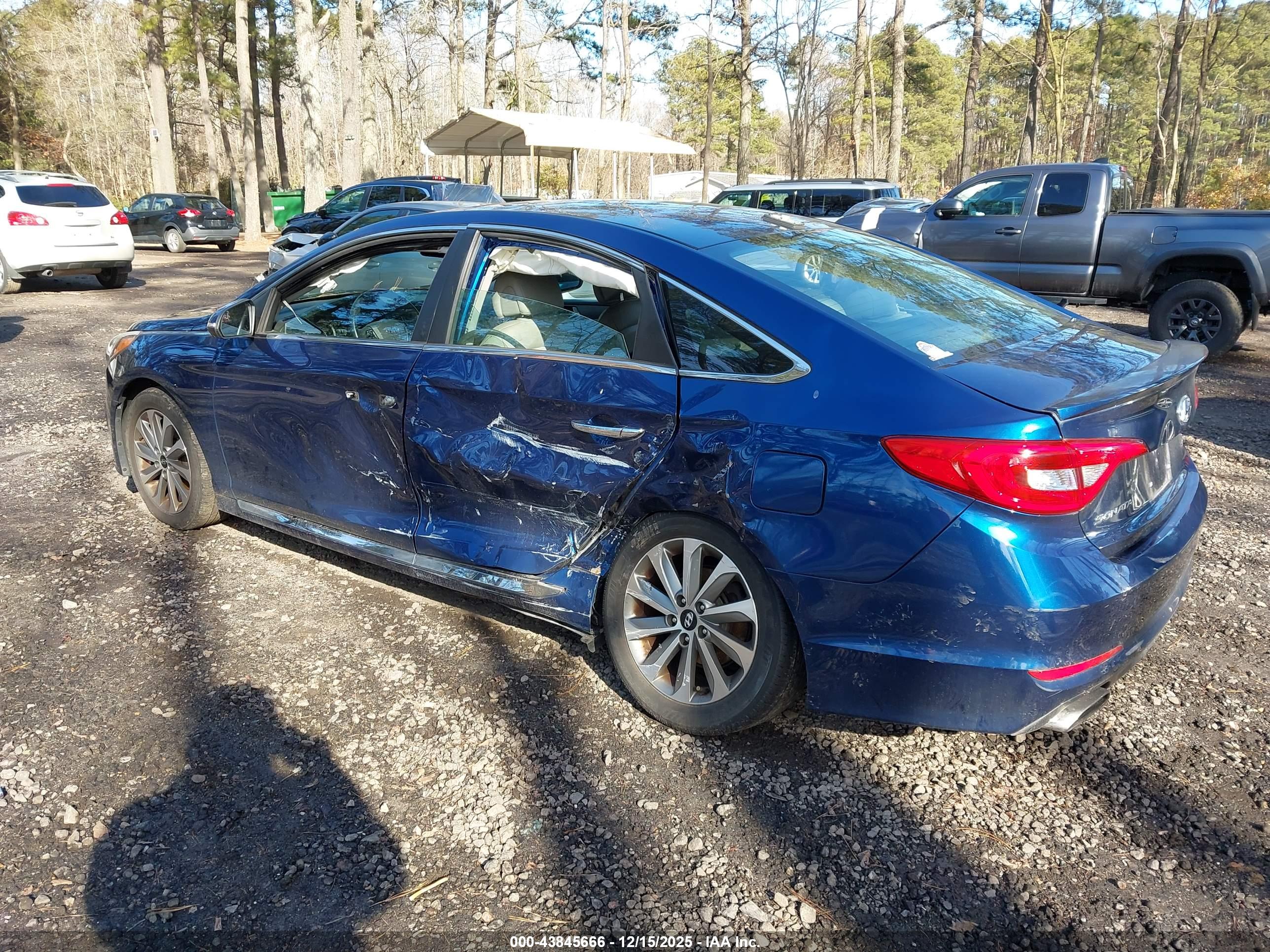 HYUNDAI SONATA image 3