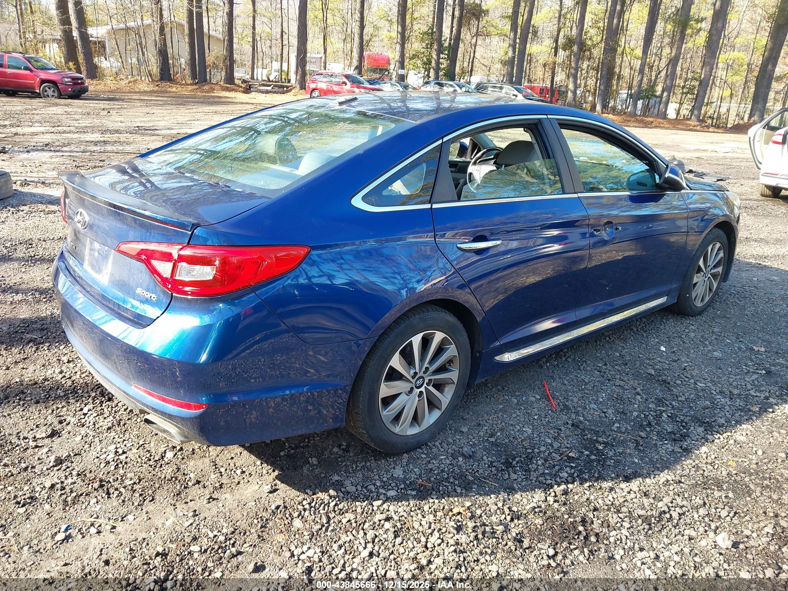 HYUNDAI SONATA image 4