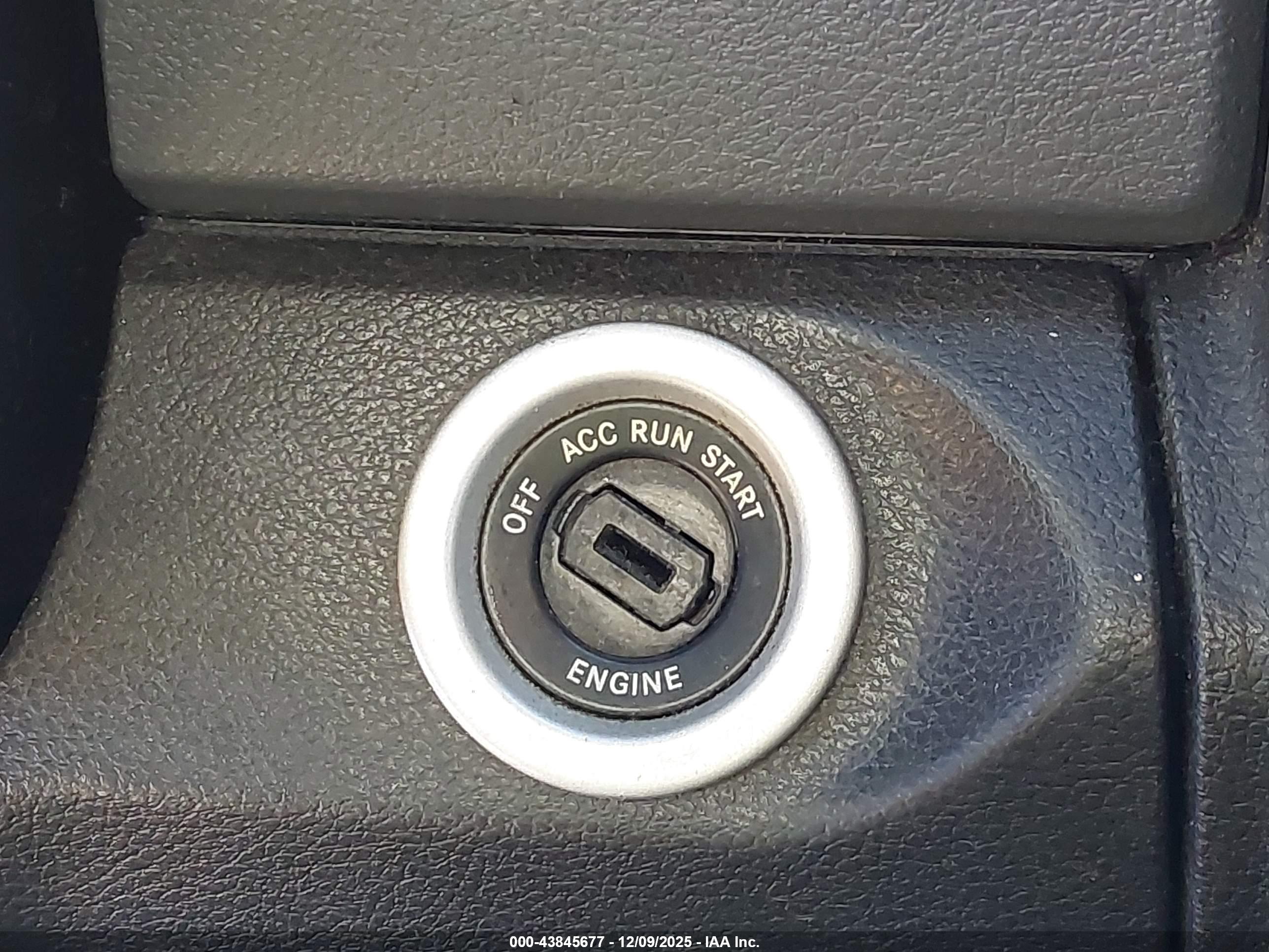 RAM 1500 image 11