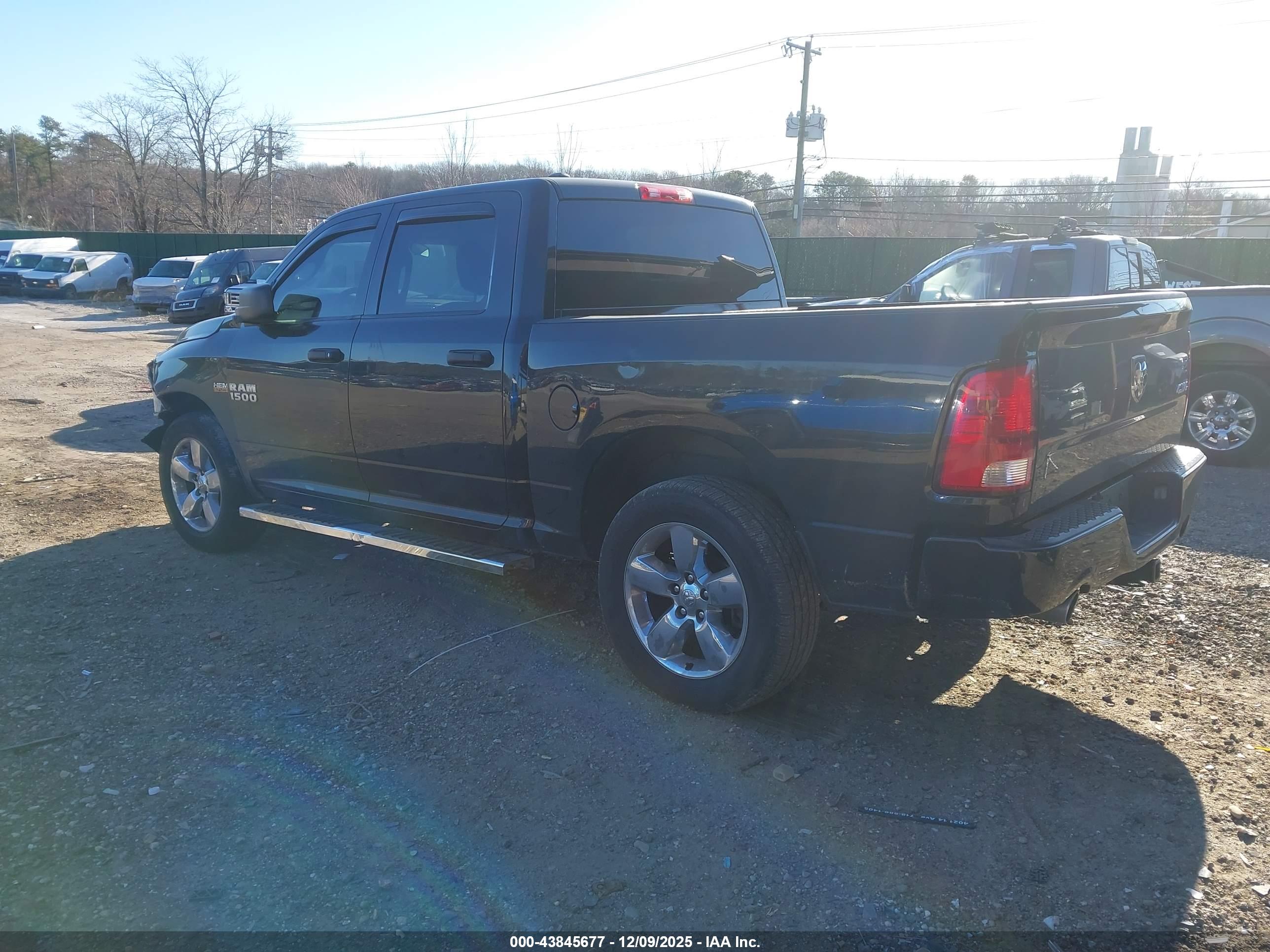 RAM 1500 image 3