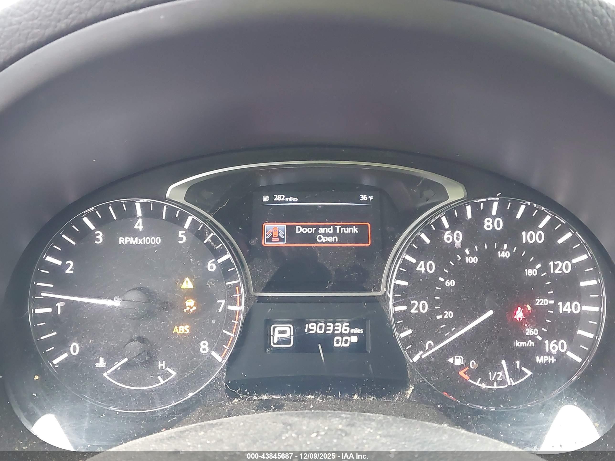 NISSAN ALTIMA image 7