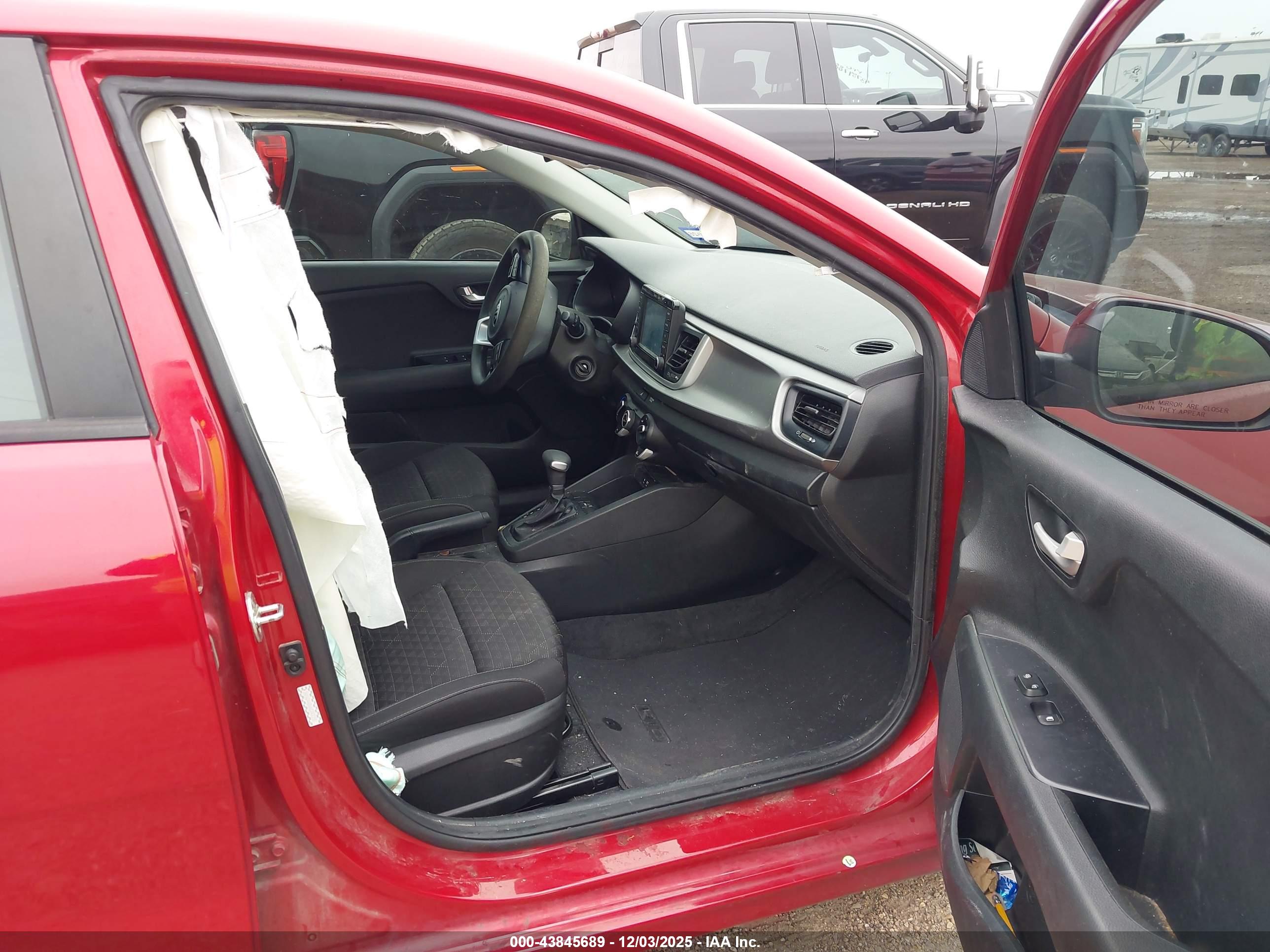 KIA RIO image 5
