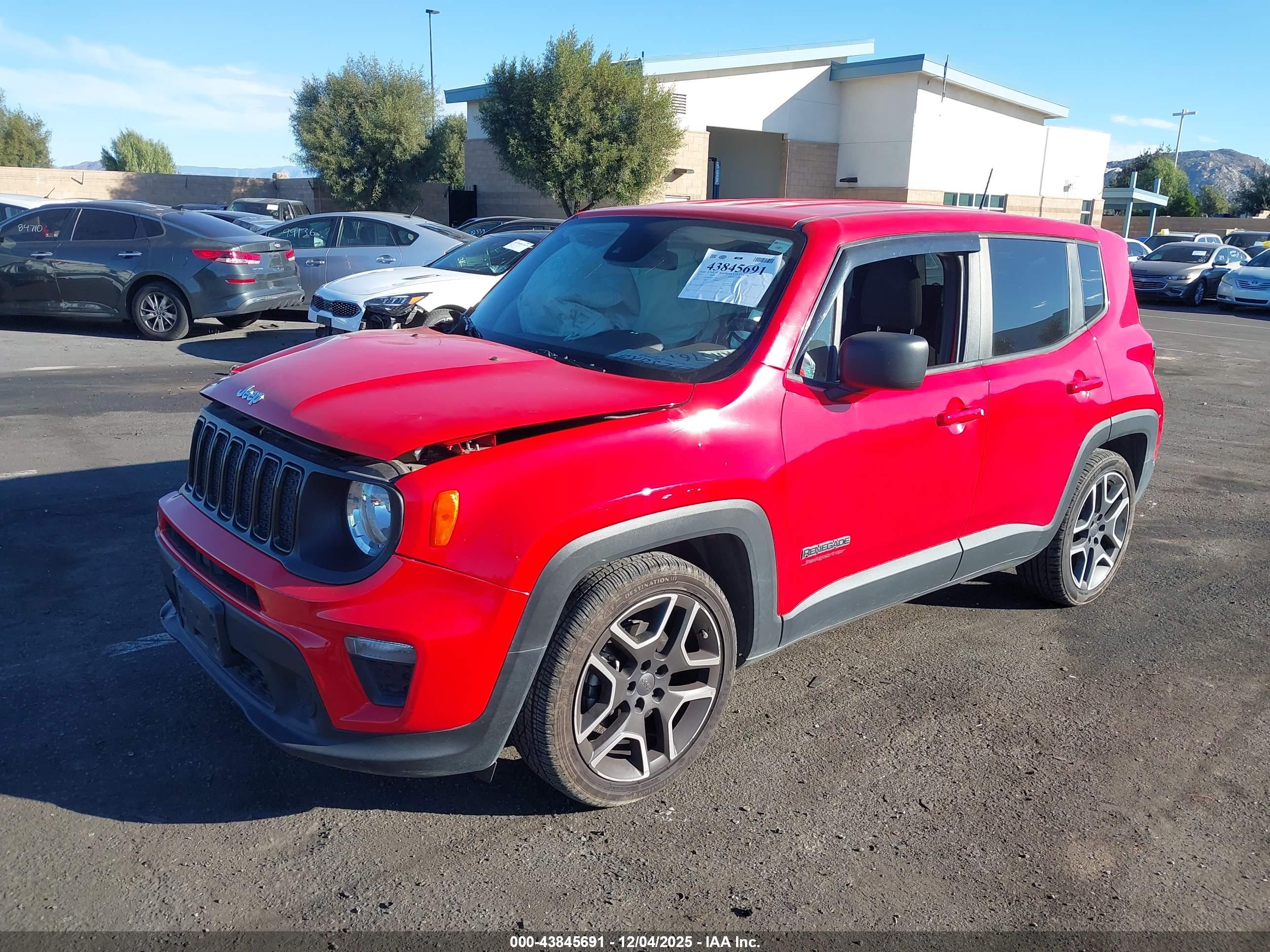 JEEP RENEGADE image 2