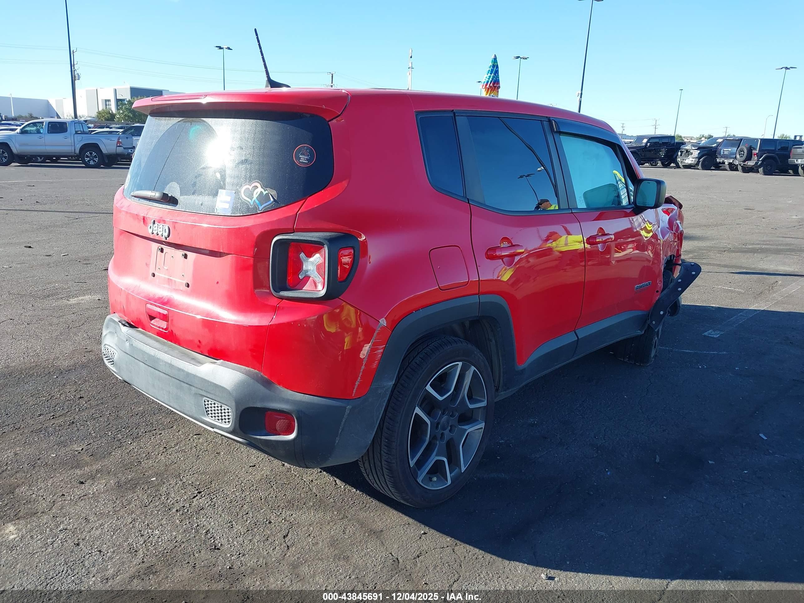 JEEP RENEGADE image 4