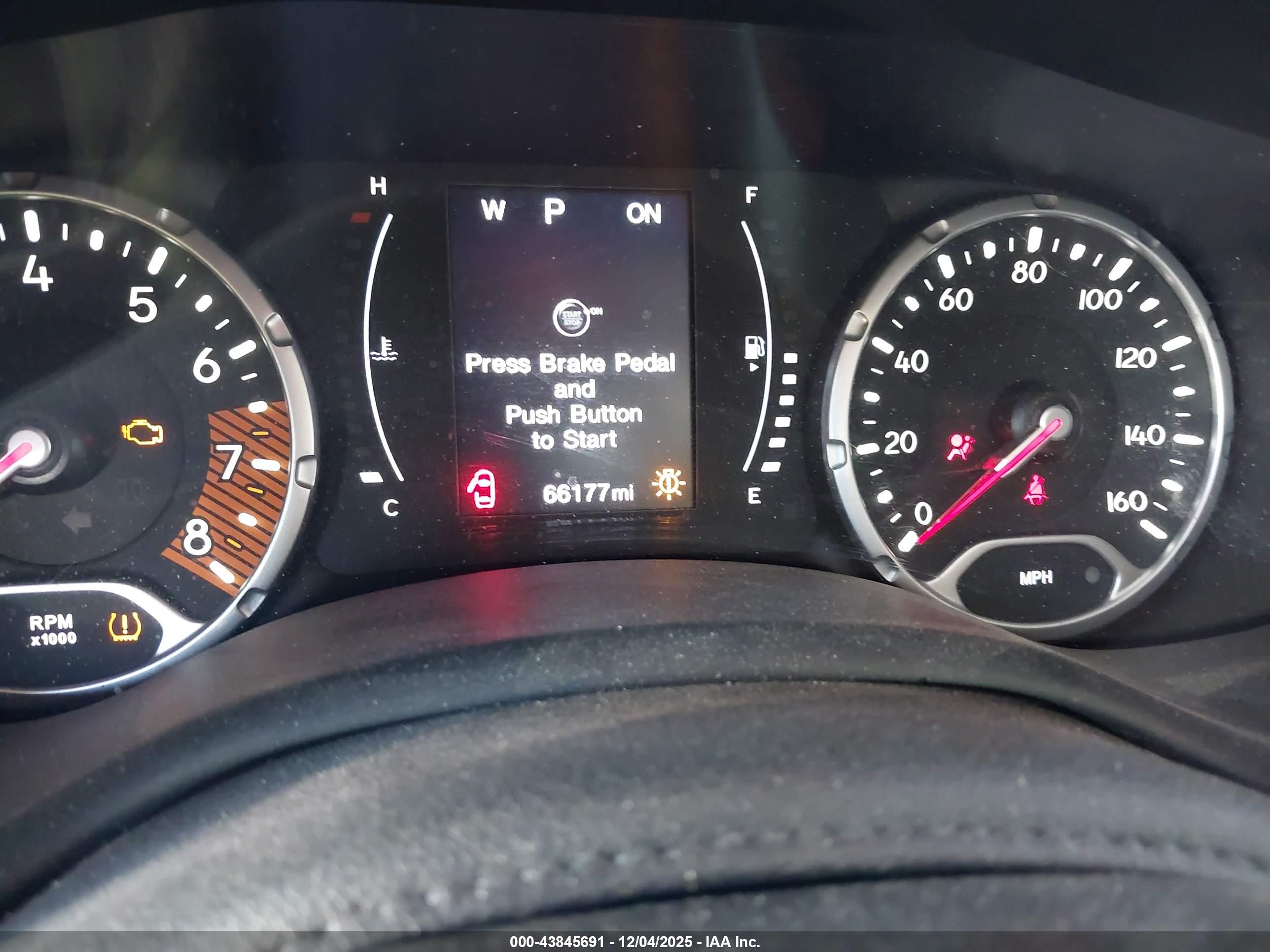 JEEP RENEGADE image 7