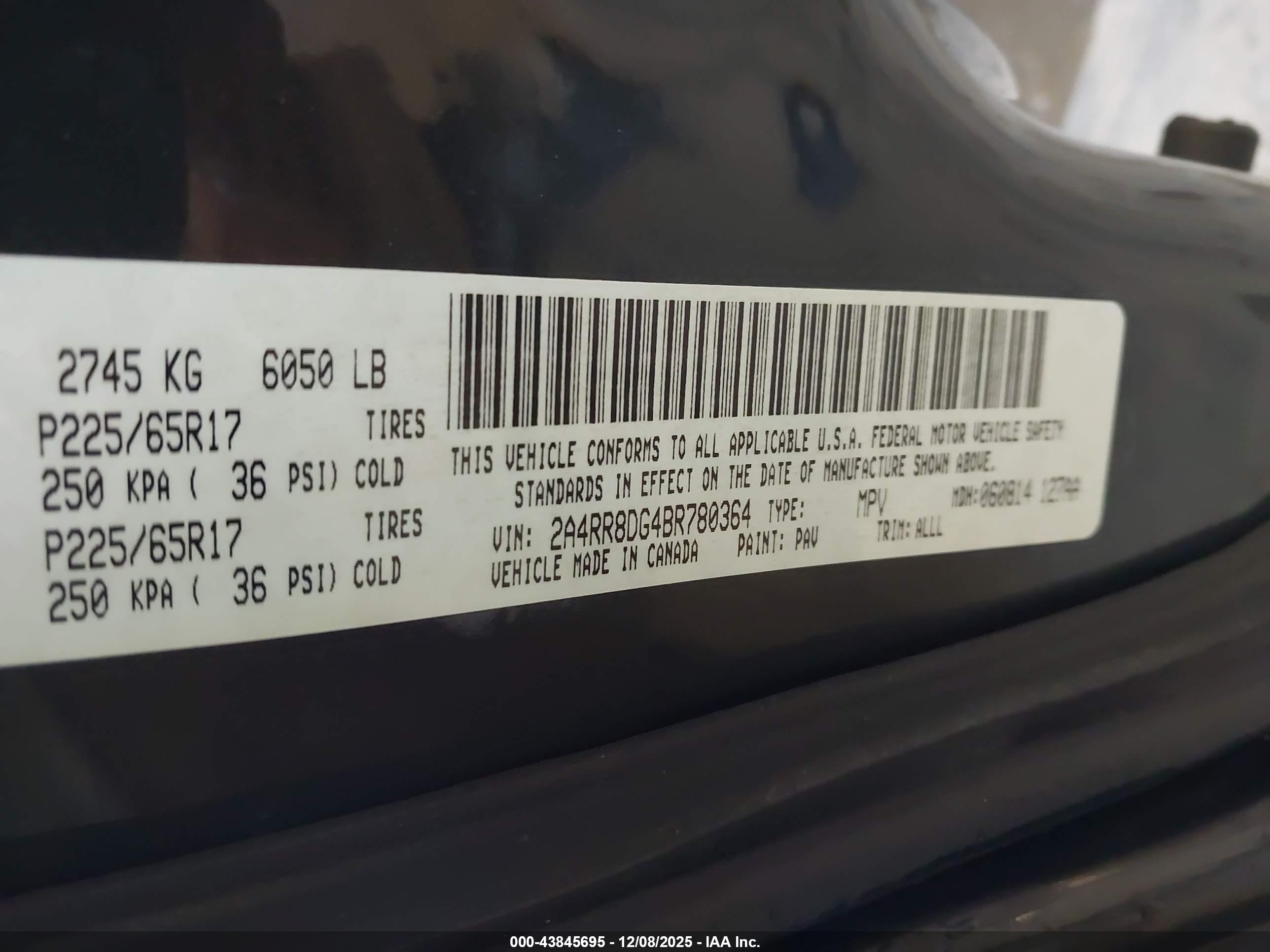 CHRYSLER TOWN image 9