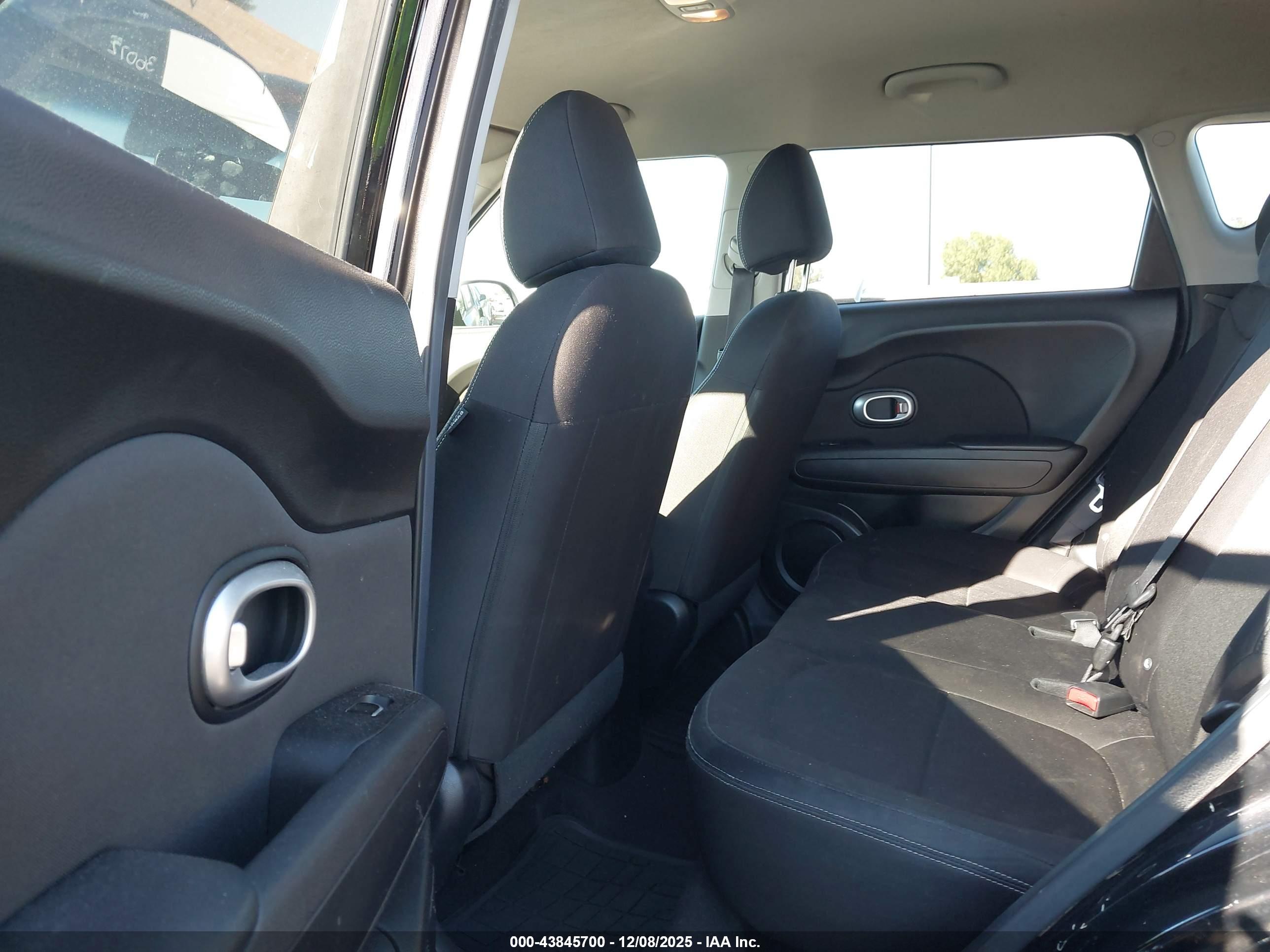 KIA SOUL image 8