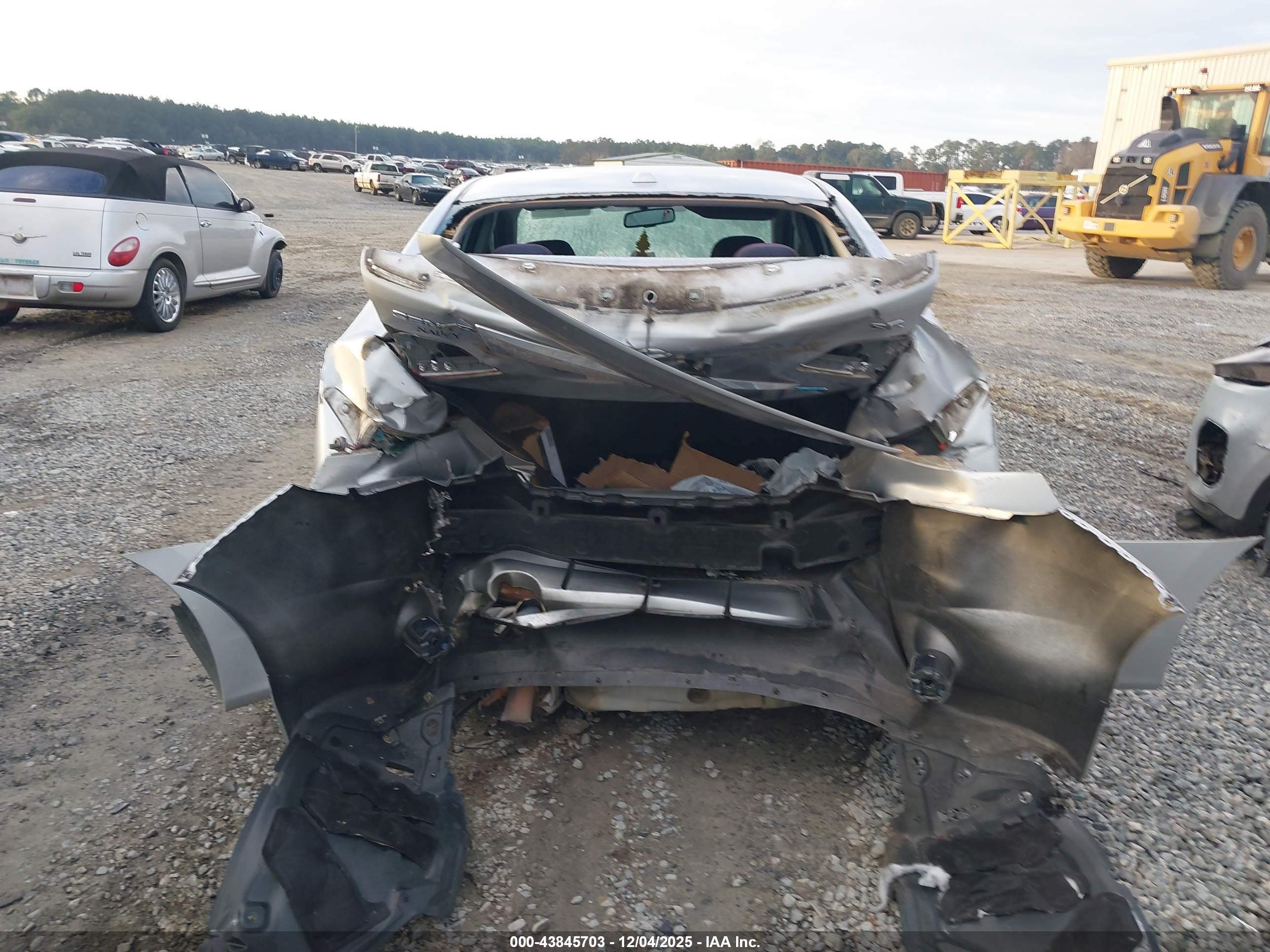 NISSAN SENTRA image 6