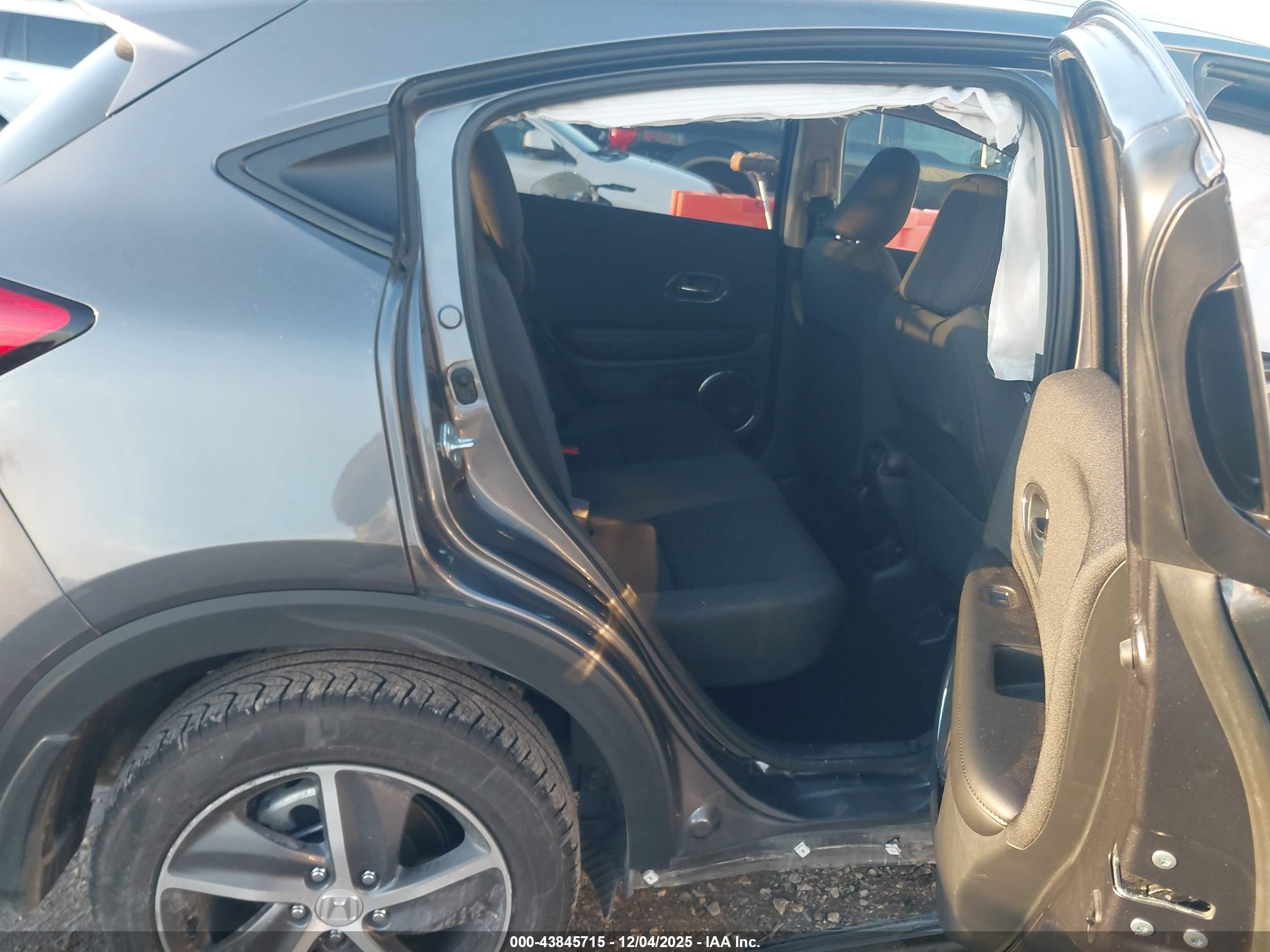 HONDA HR-V image 8