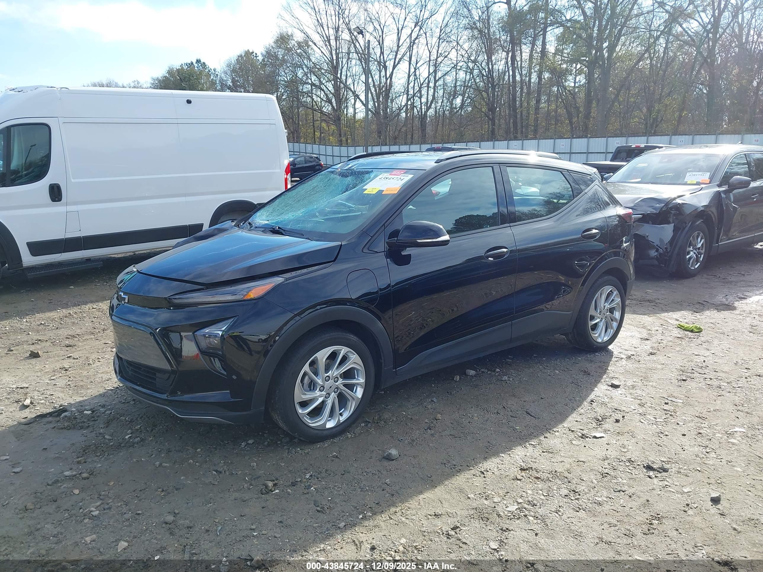 CHEVROLET BOLT image 2