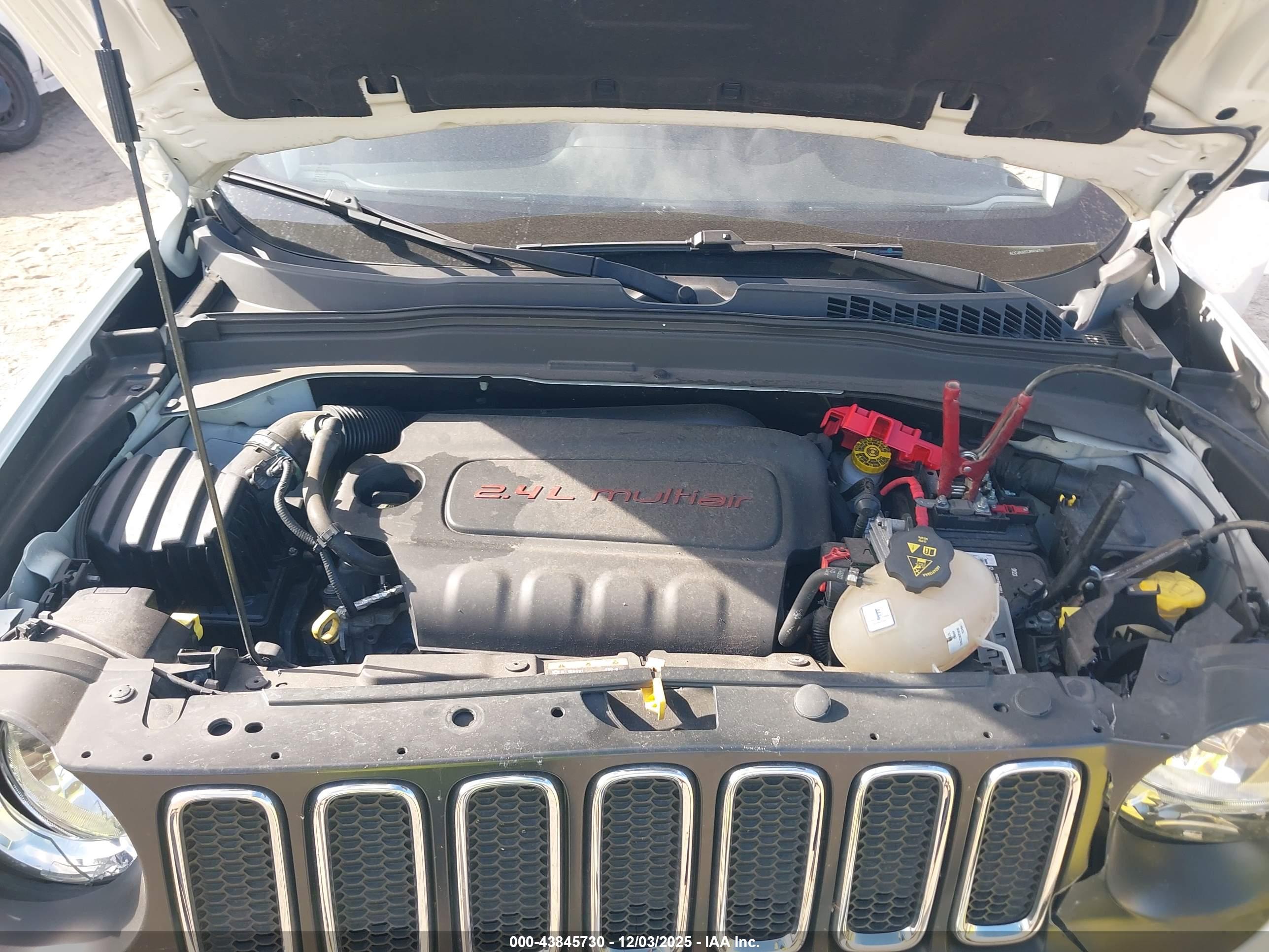 JEEP RENEGADE image 10