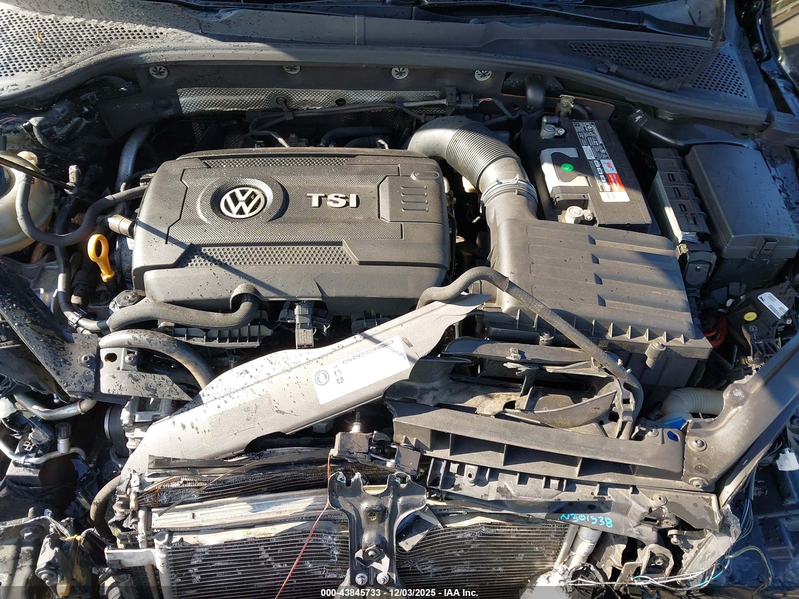 VOLKSWAGEN GOLF image 10