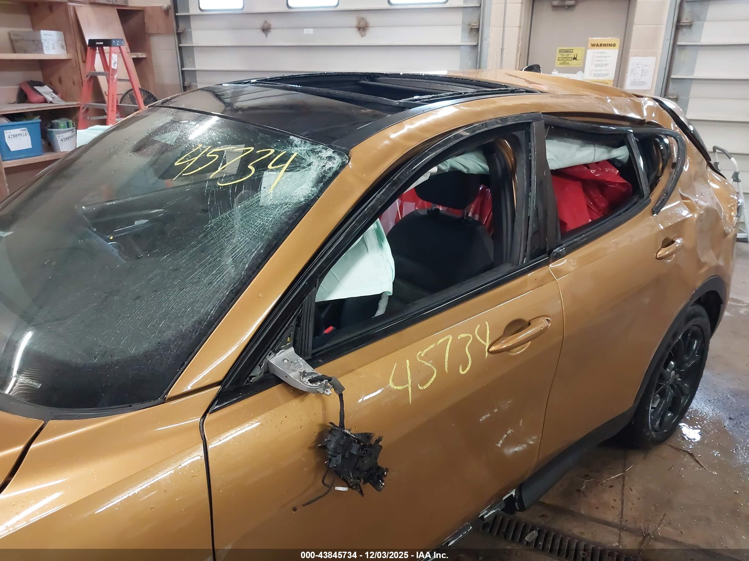 DODGE HORNET image 6