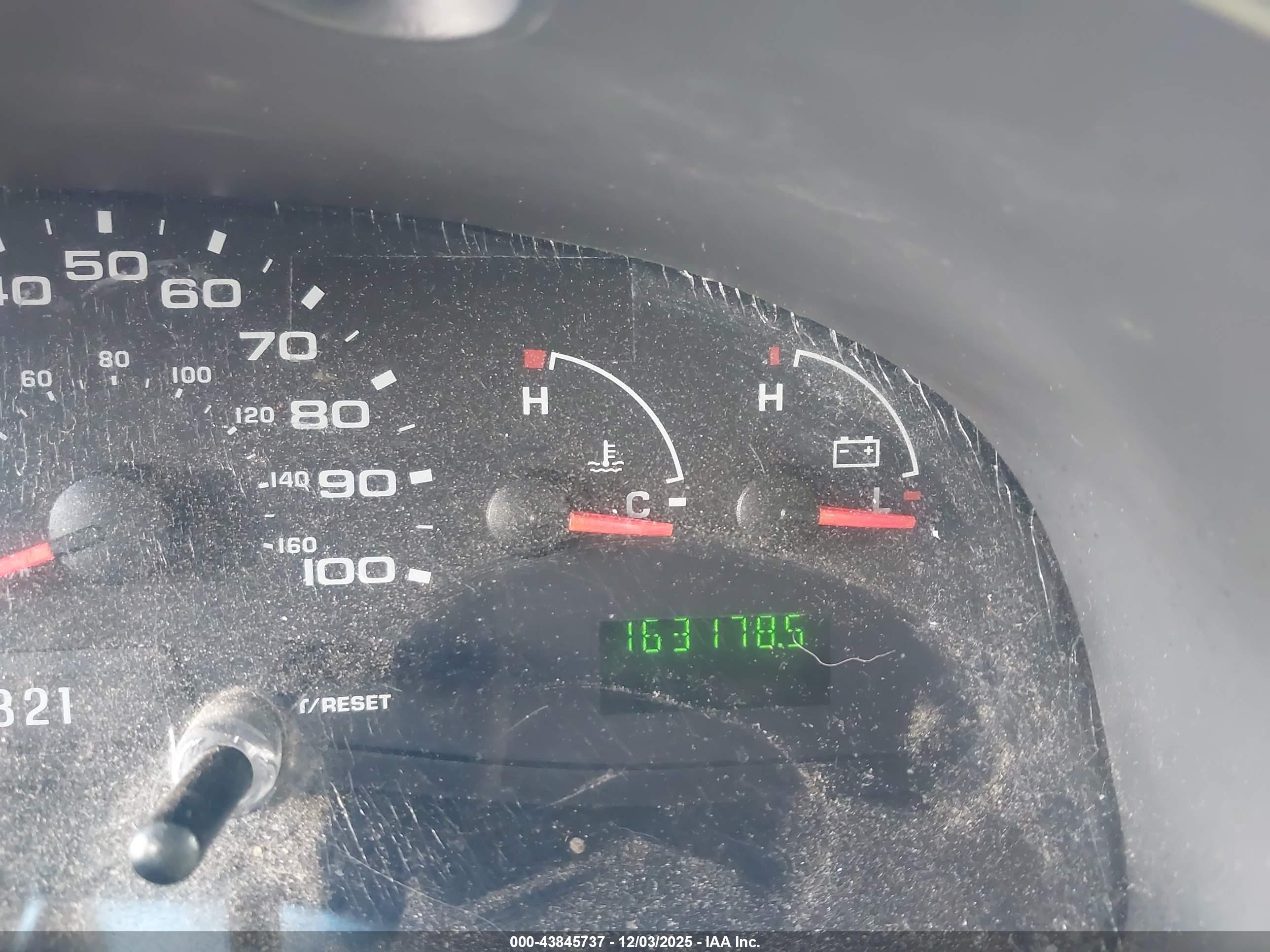 FORD E-450 image 6